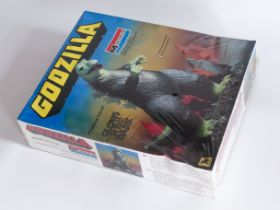 MONOGRAM GODZILLA GLOW IN THE DARK MODEL KIT VINTAGE UNUSED KAIJU SCI-FI MOVIE MONSTER SEALED