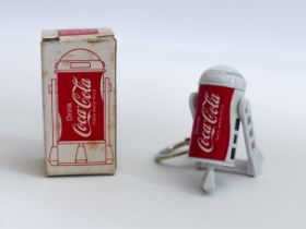 STAR WARS R2D2 COCA COLA KEYRING KEYCHAIN VINTAGE COKE DROID ROBOT SPACE TOY TAKARA KENNER JAPAN