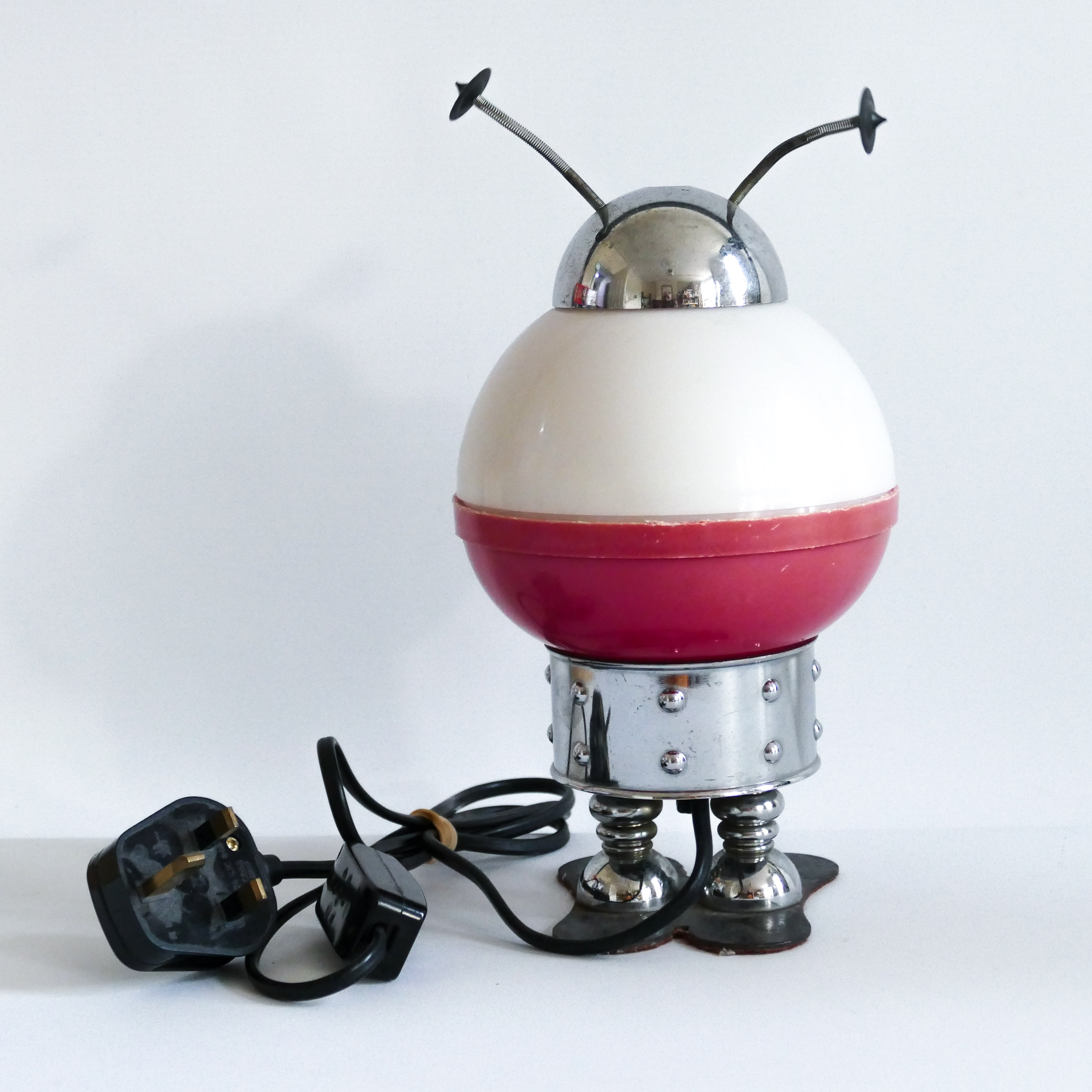 ROBOT TABLE LAMP ITALY SATCO VINTAGE SPACE TOY DESIGNER MID CENTURY INTERIOR DESIGN FUTURIST - Bild 2 aus 2