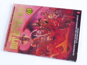 FIGHTING FANTASY OUT OF THE PIT GAMEBOOK GAME BOOK DUNGEONS & DRAGONS ROLE PLAYING GAME RPG VINTAGE