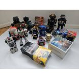 VINTAGE LOT JAPAN 1970s 1980s ROBOT TOY B-DAMAN TOY TIN SPACE REMOTE HONG KONG HORIKAWA YONEZAWA