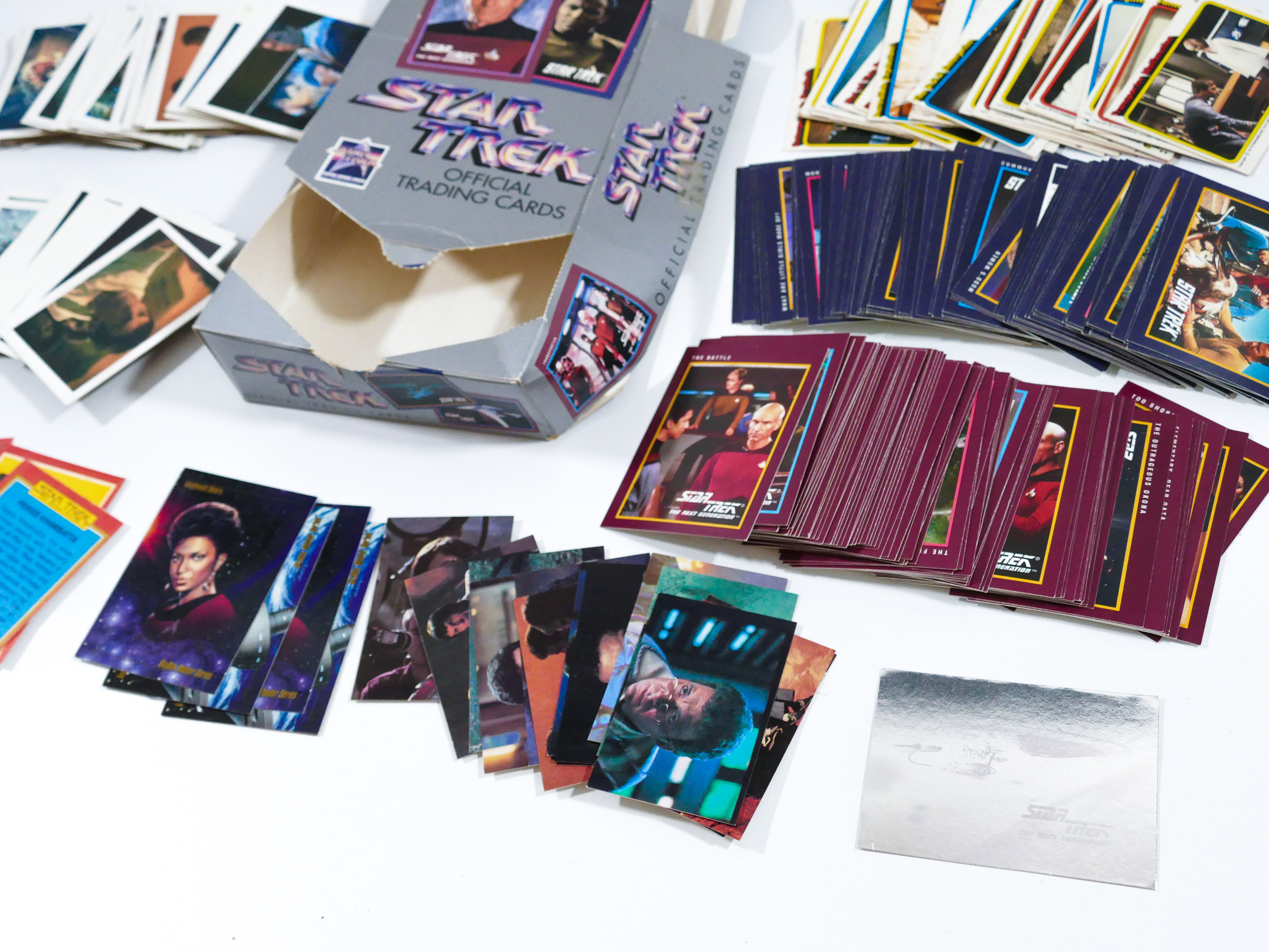 STAR TREK OFFICIAL TRADING CARDS THE NEXT GENERATION TNG LOT VINTAGE COLLECTIBLE CARD GAME SCI-FI - Image 3 of 4