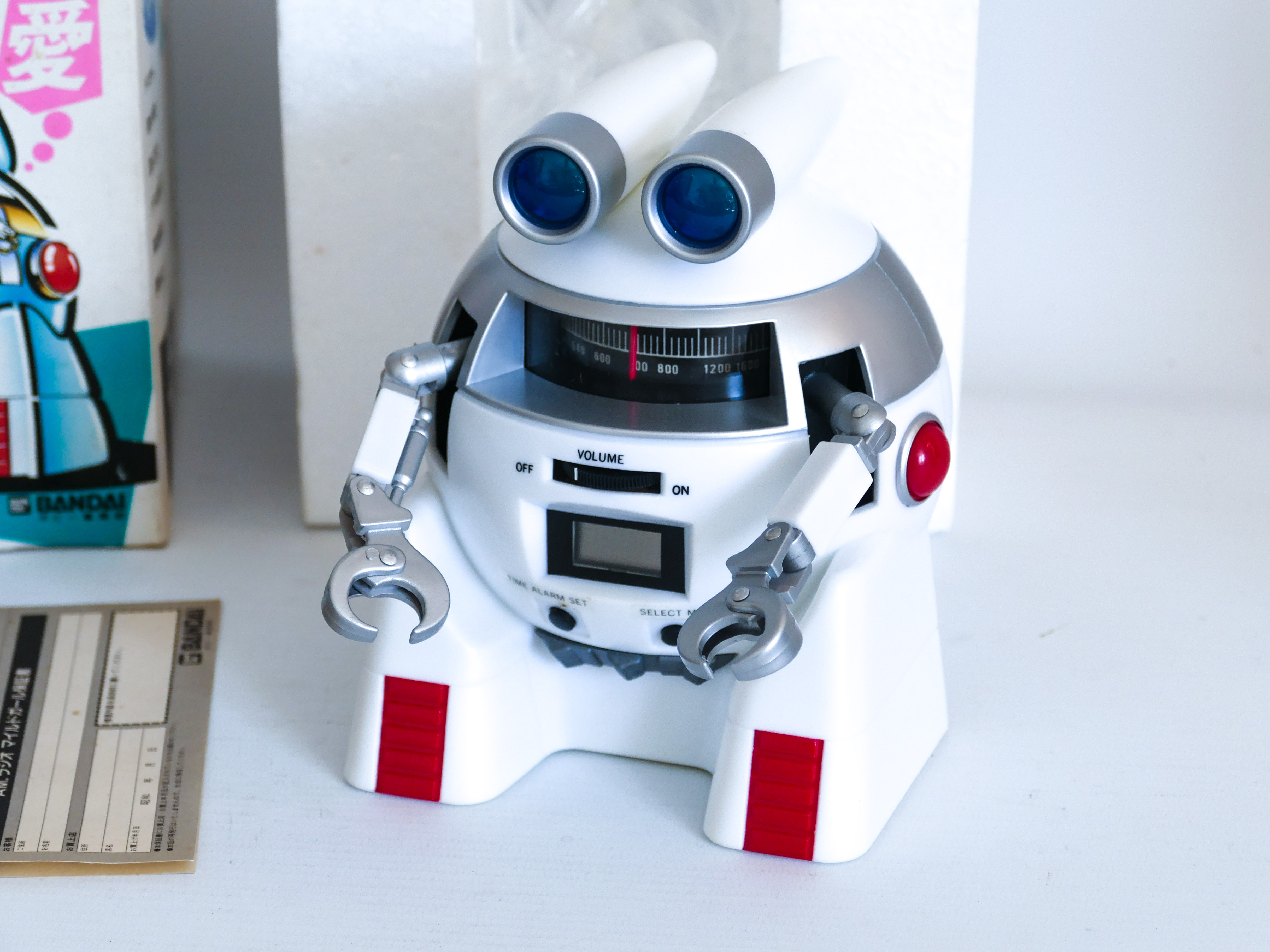 BANDAI PERIGEE TOMY VINTAGE RETRO SPACE TOY PERSONAL ELECTRONIC RADIO ALARM CLOCK ROBOT JAPAN - Image 3 of 3