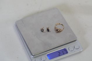 9ct Gold Cz Ring Matching Earrings Set 2 17 Grams Total A Featuring Two Small Adorned Stones