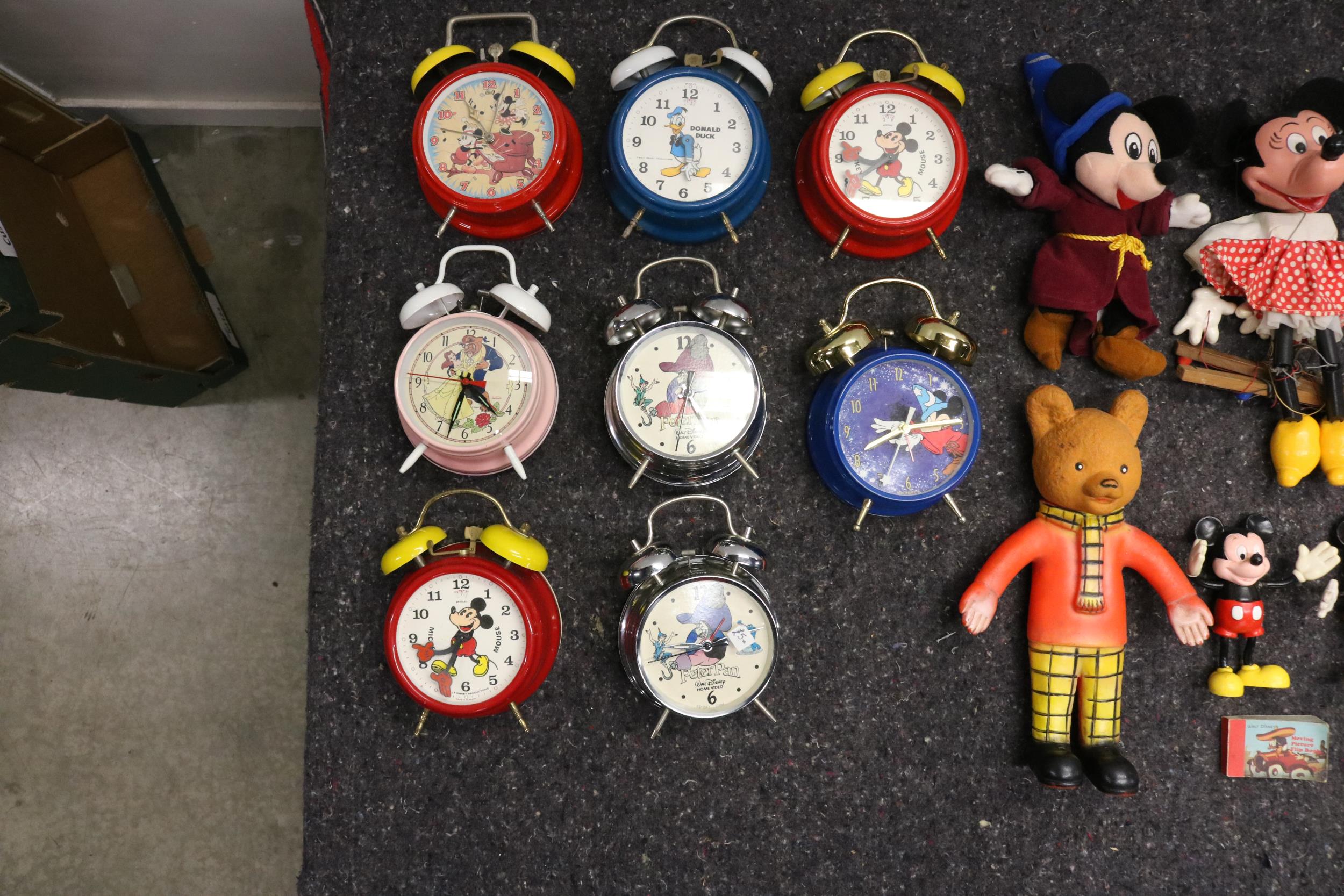 Large Collection Of Items Relating To Disney, Including 8 Vintage Alarm Clocks - Image 2 of 5