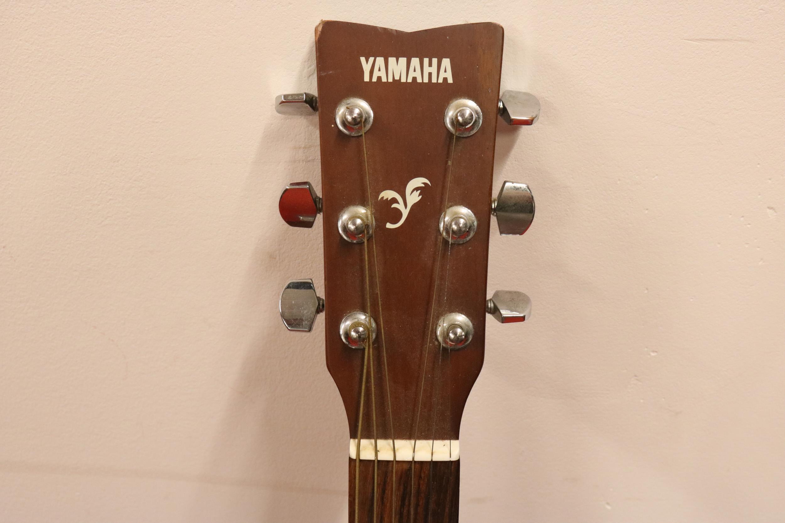 Yamaha F310 Acoustic Guitar Tobacco Brown Sunburst - Image 4 of 9