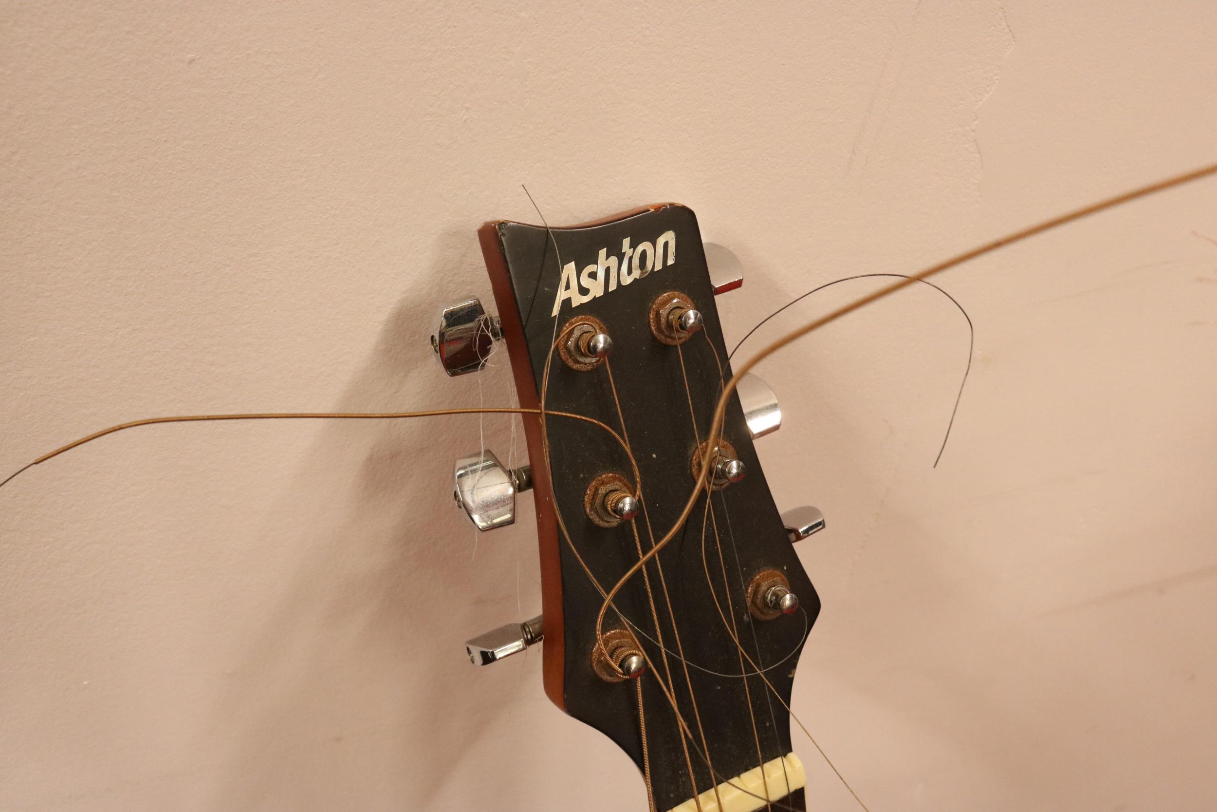 Ashton Model D25 Ntm 6 String Electro Acoustic Guitar - Image 9 of 9