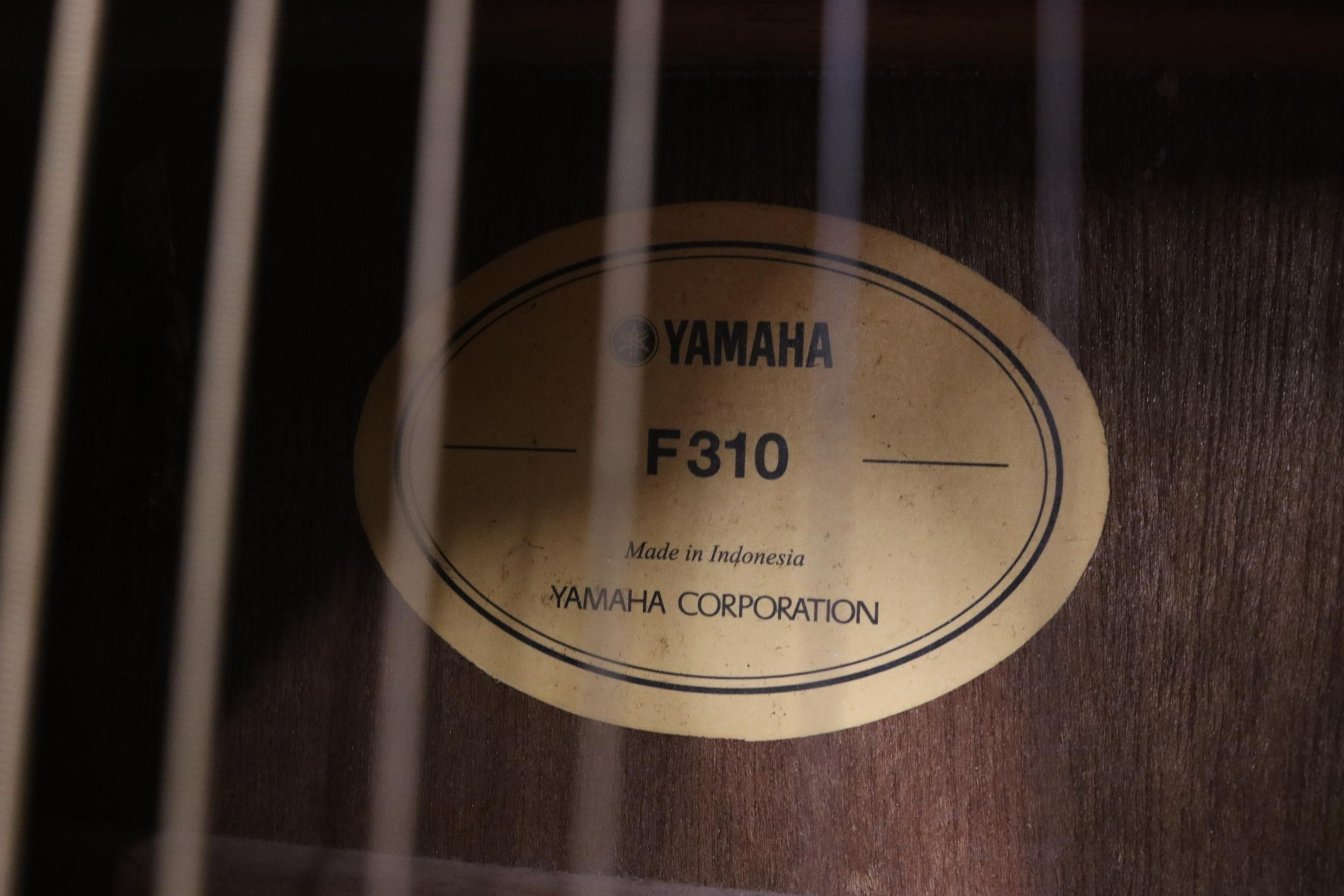 Yamaha F310 Acoustic Guitar Tobacco Brown Sunburst - Image 3 of 9