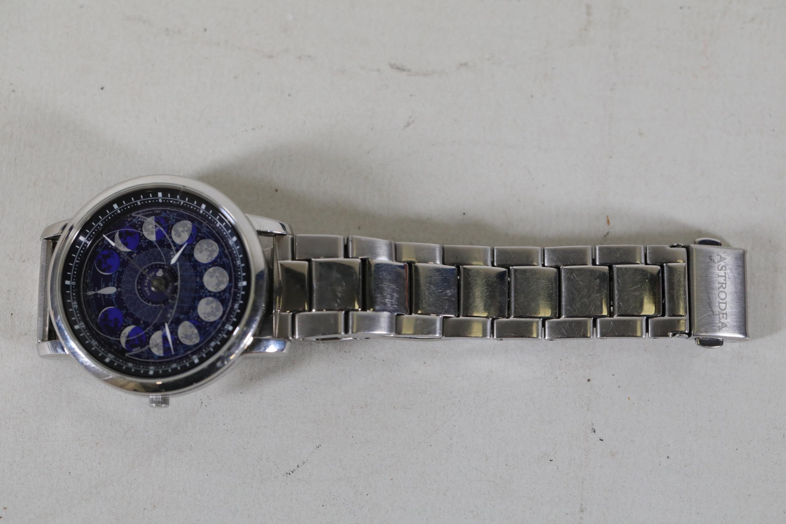 Citizen Astrodea Cal 4p85 Ast85 1002 Japanese Movement Age Moon A Watch Model Features - Image 7 of 9