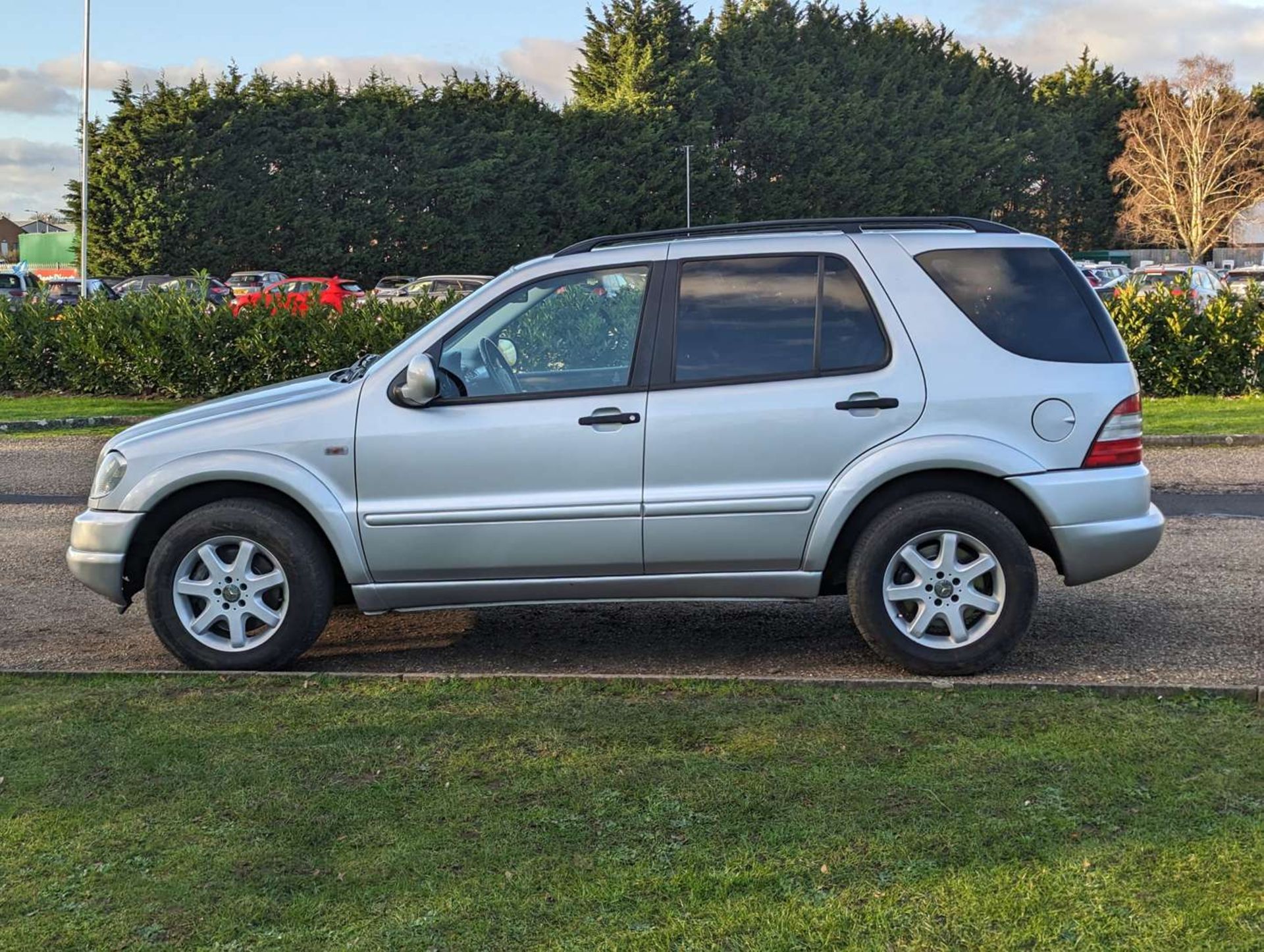 2001 MERCEDES ML 430 LHD - Image 4 of 28