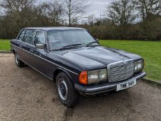 1983 MERCEDES W123 250 LIMOUSINE AUTO
