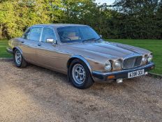 1984 DAIMLER 4.2 AUTO