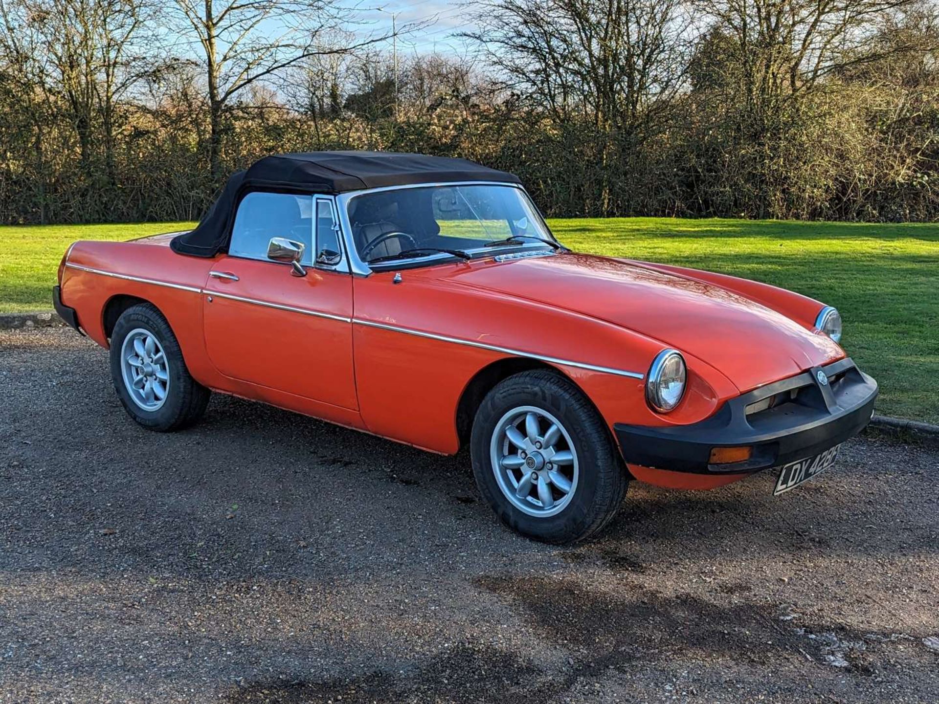 1975 MG B ROADSTER