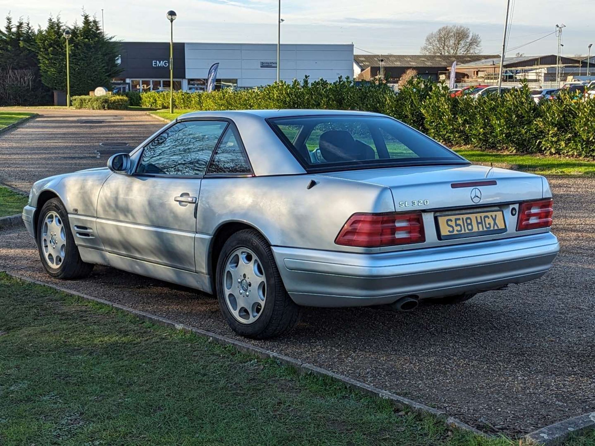 1998 MERCEDES SL320 AUTO - Image 5 of 29