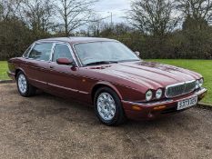 1998 JAGUAR SOVEREIGN 4.0 V8 AUTO