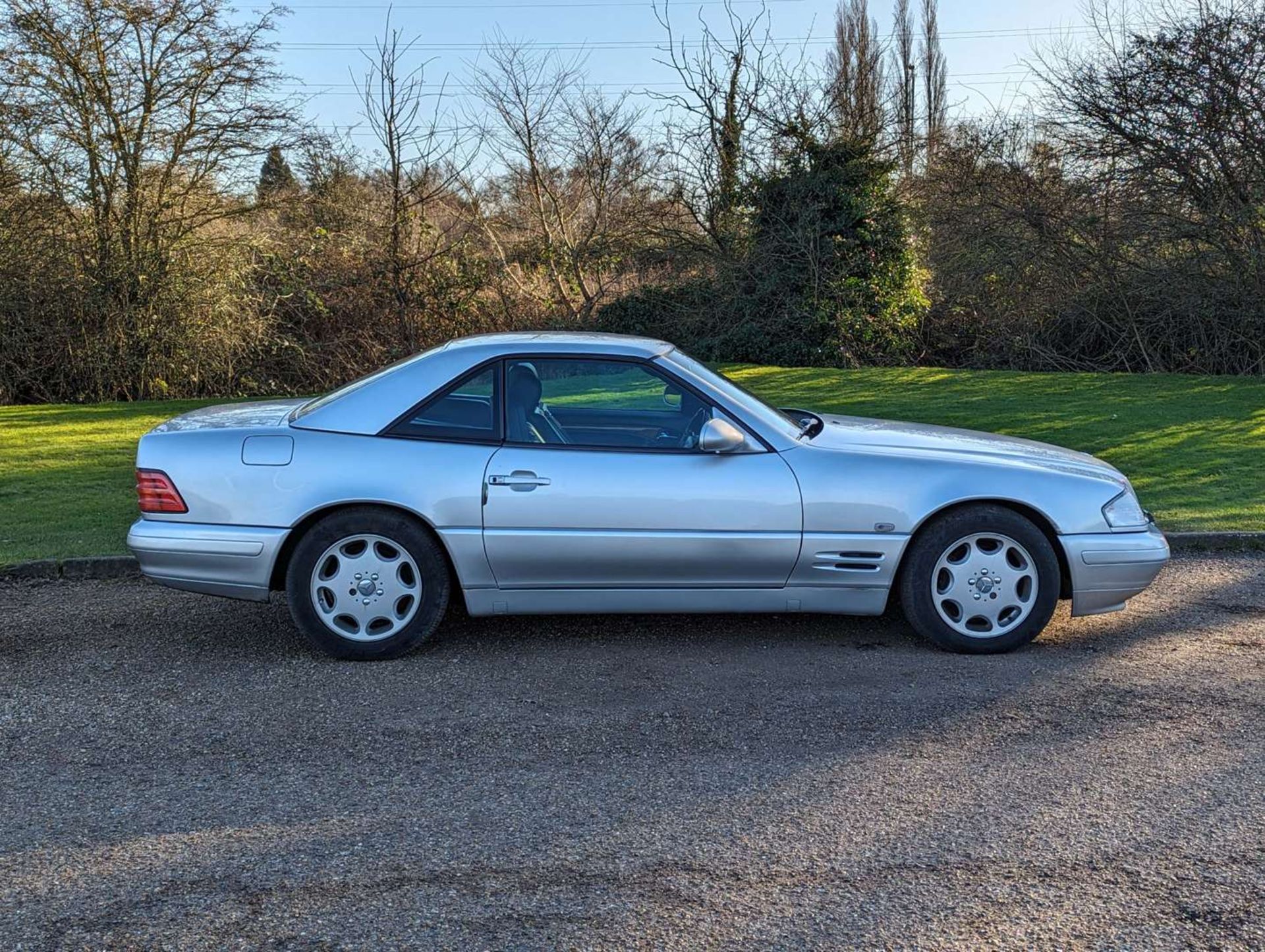 1998 MERCEDES SL320 AUTO - Image 8 of 29