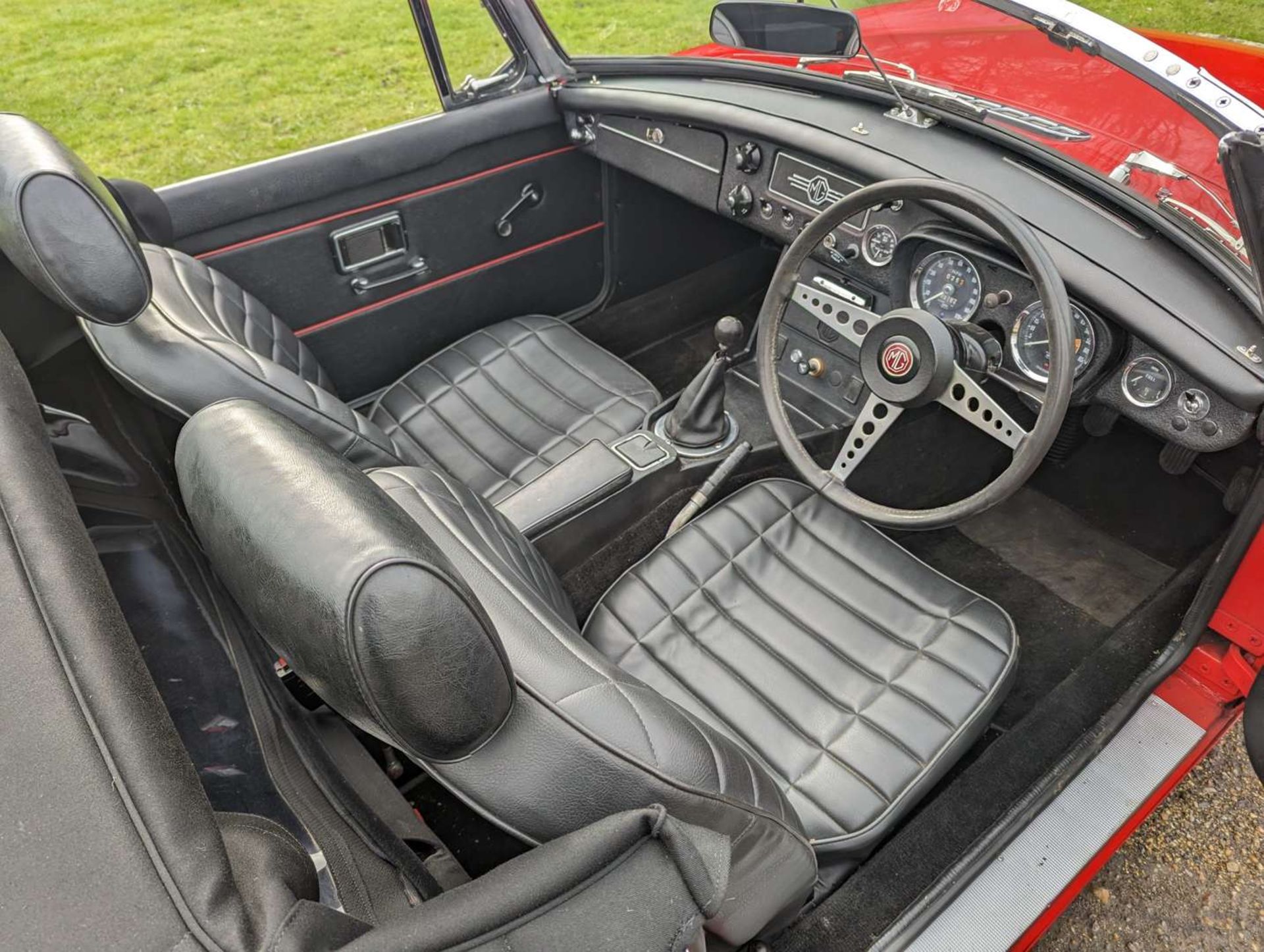 1971 MG B ROADSTER&nbsp; - Image 14 of 28