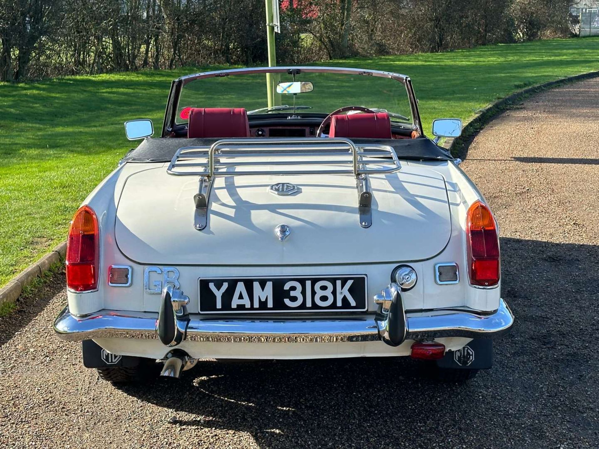 1972 MG B ROADSTER - Image 6 of 26