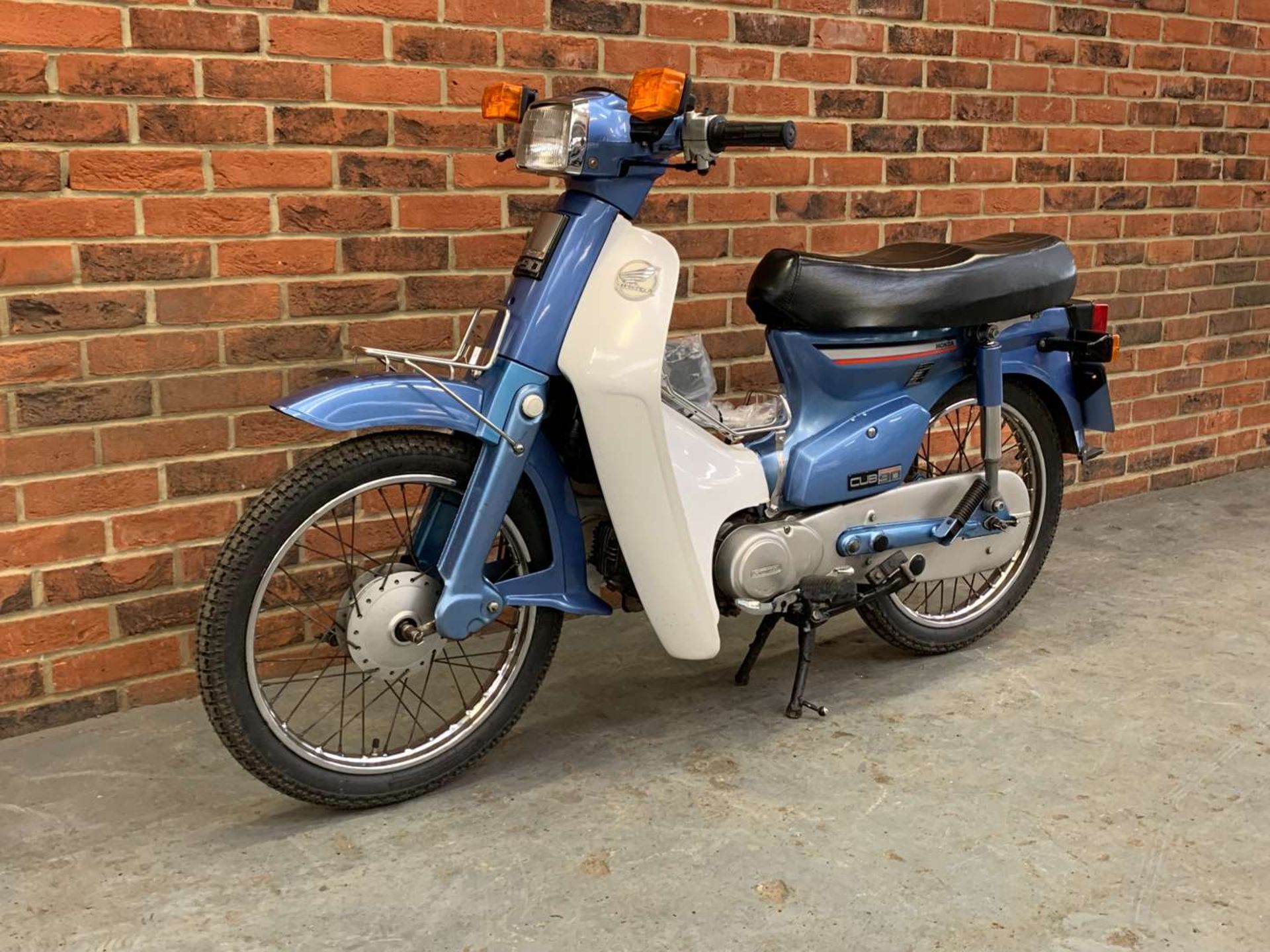 1988 HONDA C90 CUB - Bild 4 aus 19