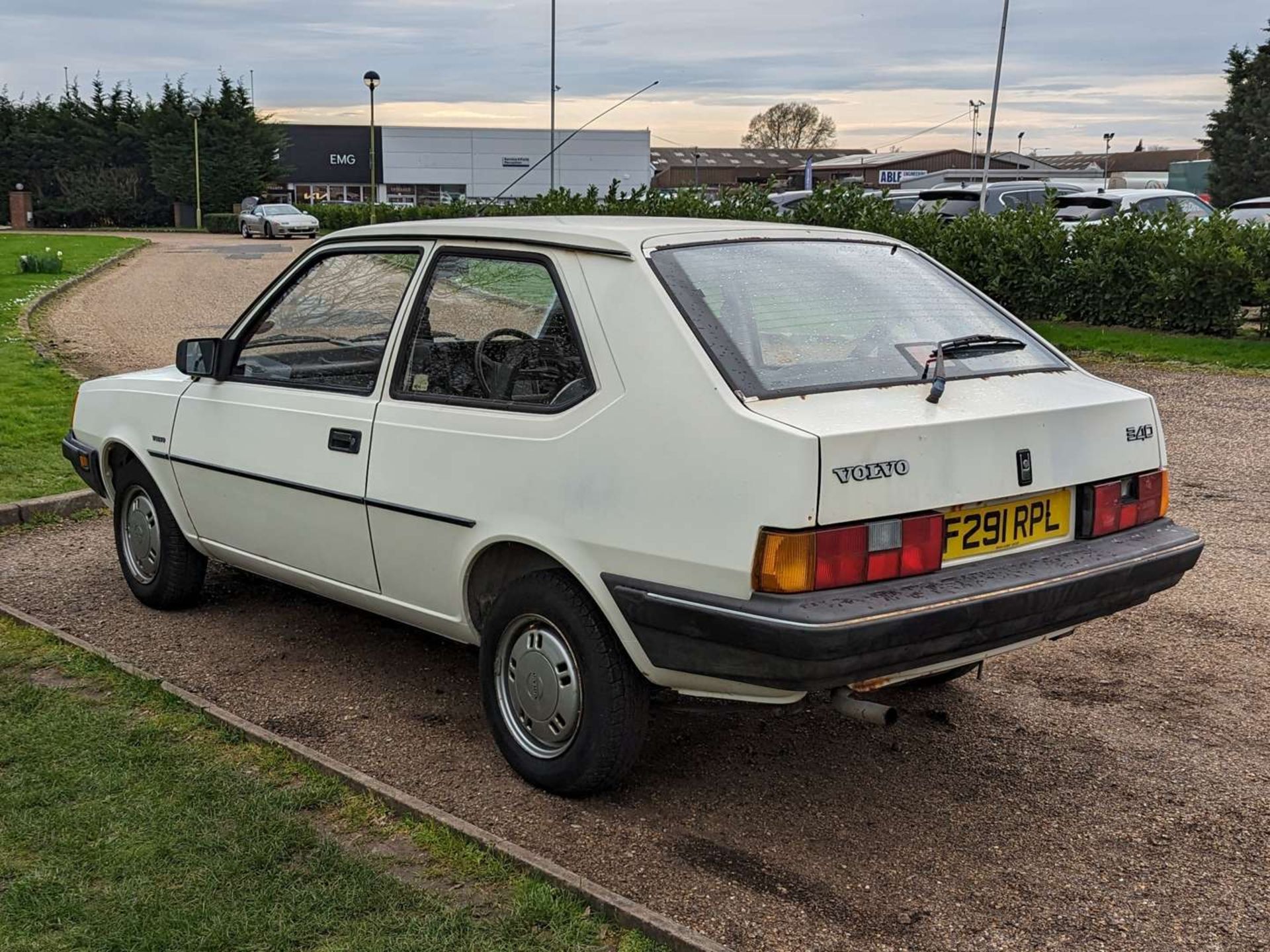 1989 VOLVO 340 - Image 5 of 29