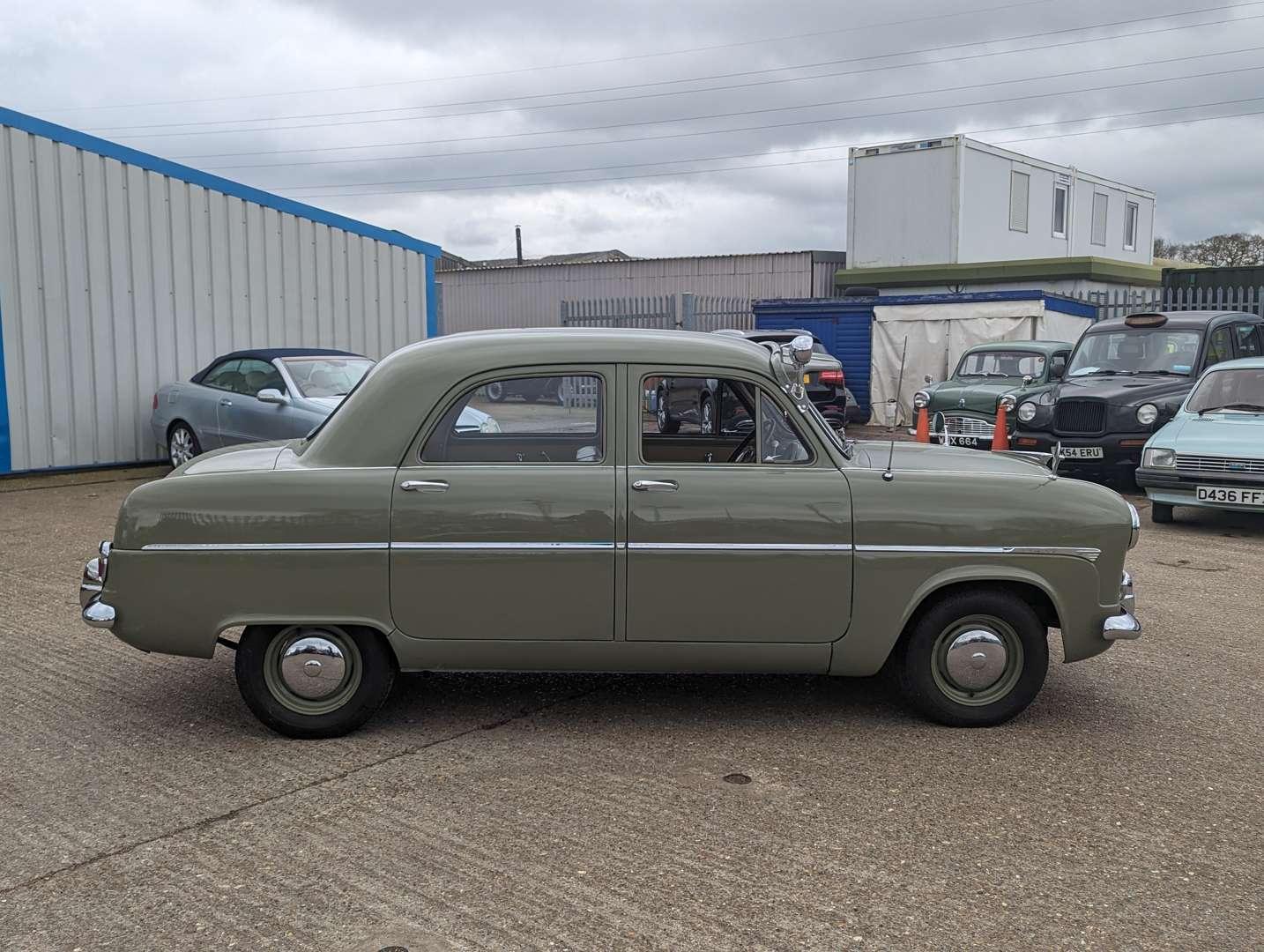 1954 FORD CONSUL SALOON - Image 8 of 29