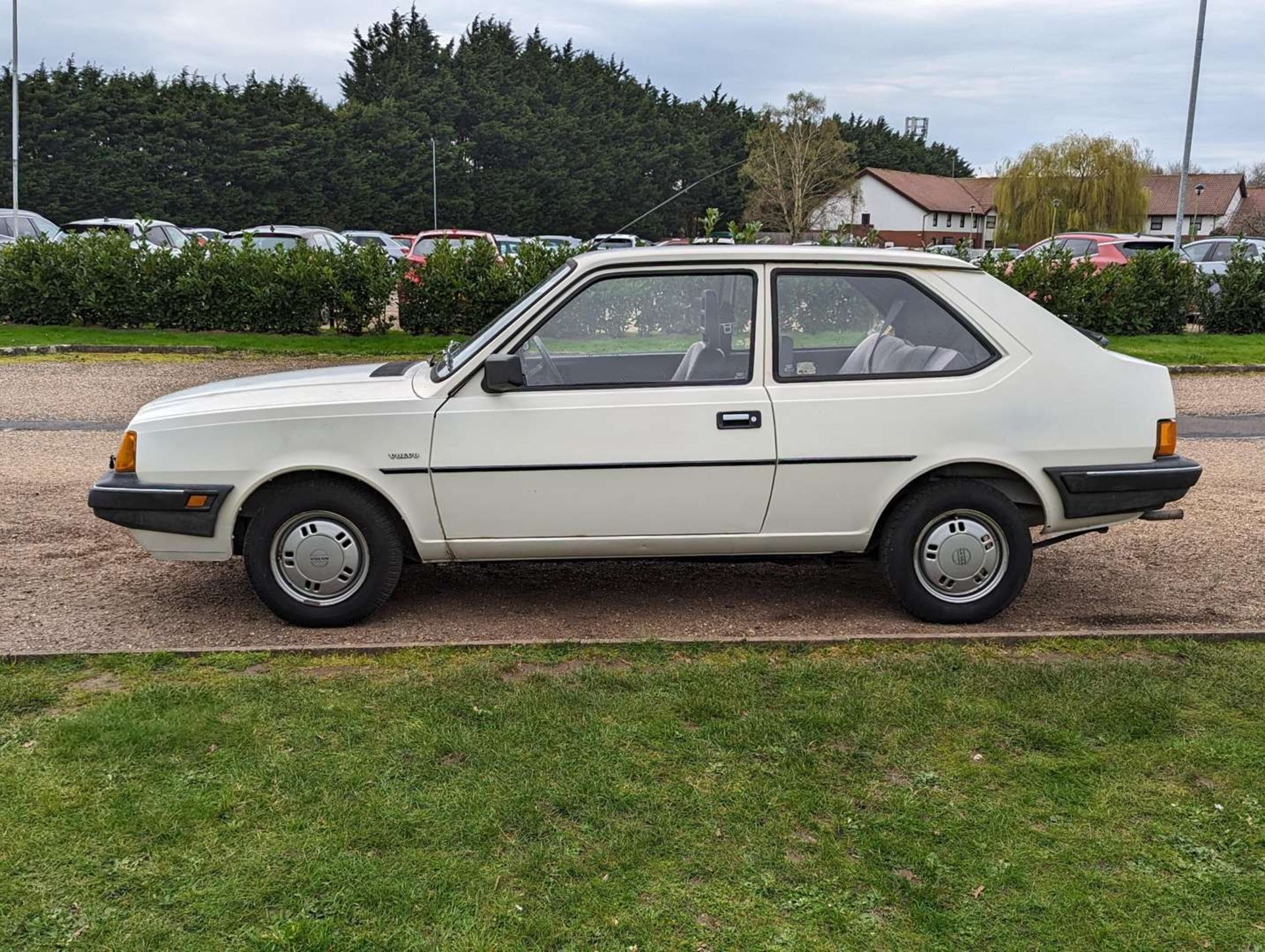 1989 VOLVO 340 - Image 4 of 29