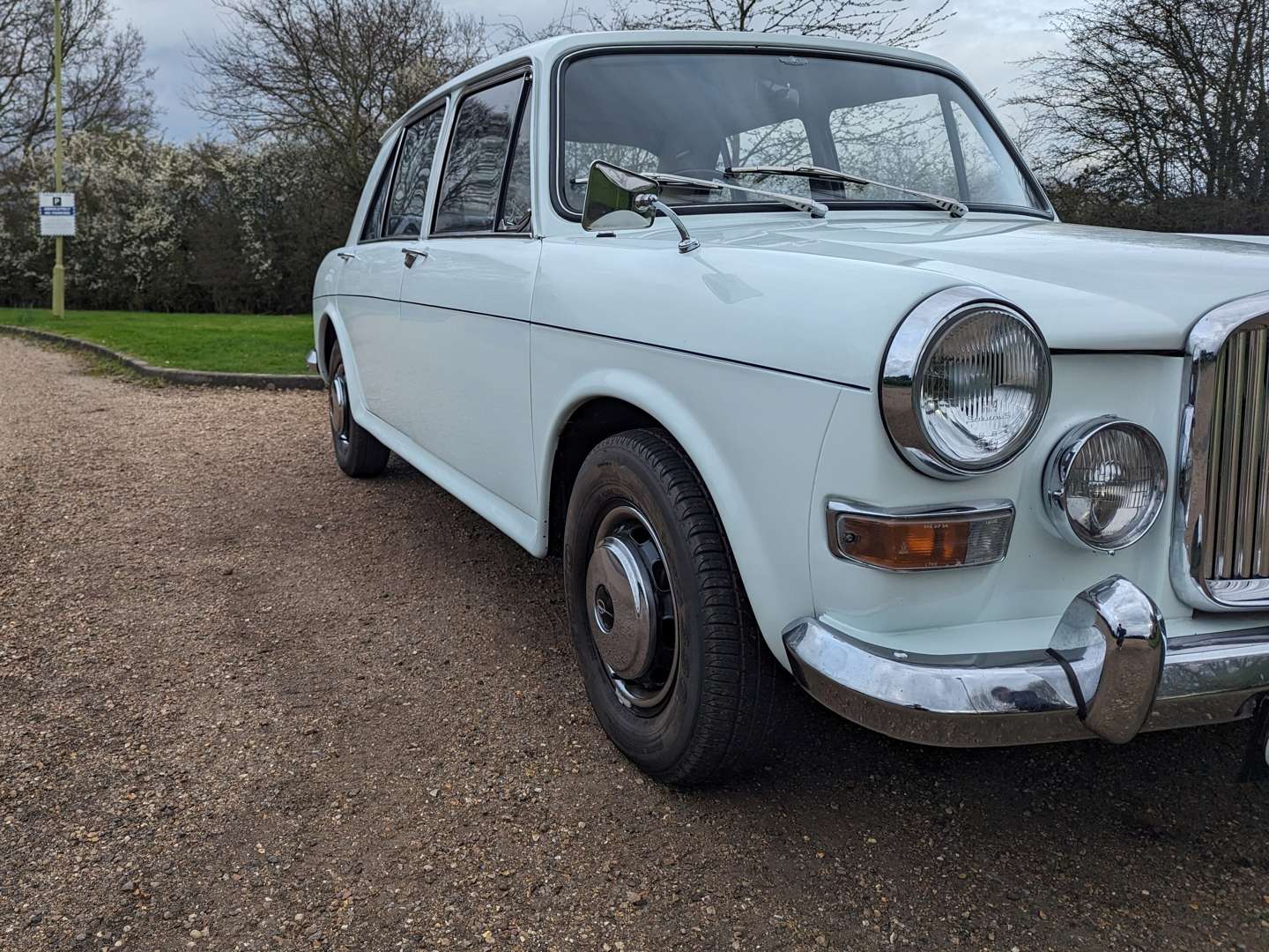 1972 VANDEN PLAS 1300 PRINCESS - Image 9 of 29