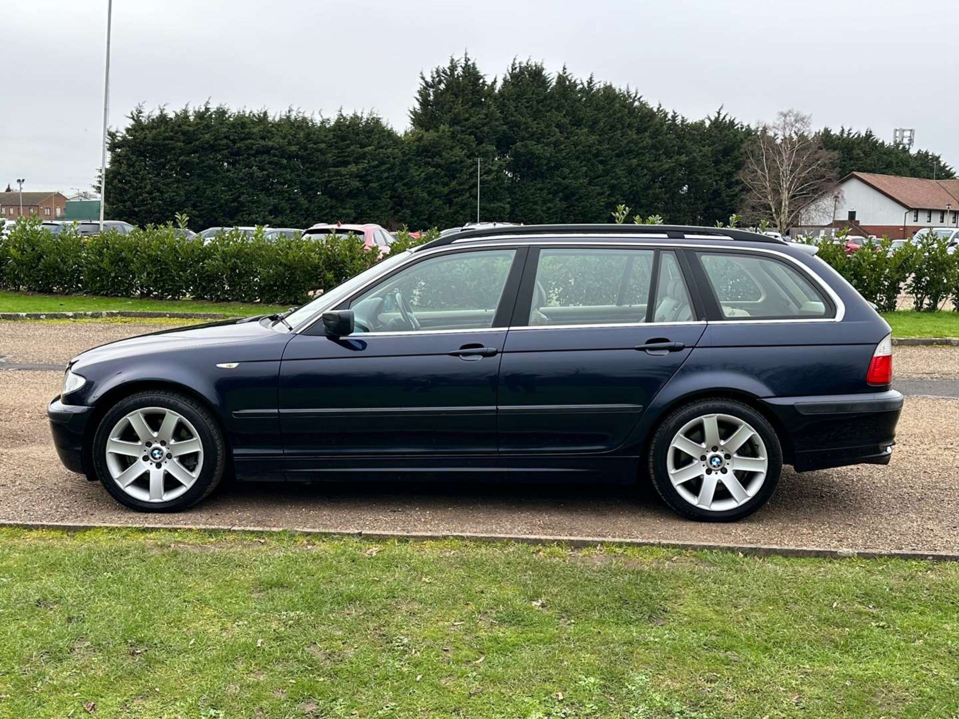 2004 BMW 330I SE TOURING AUTO, 1 OWNER - Image 4 of 25