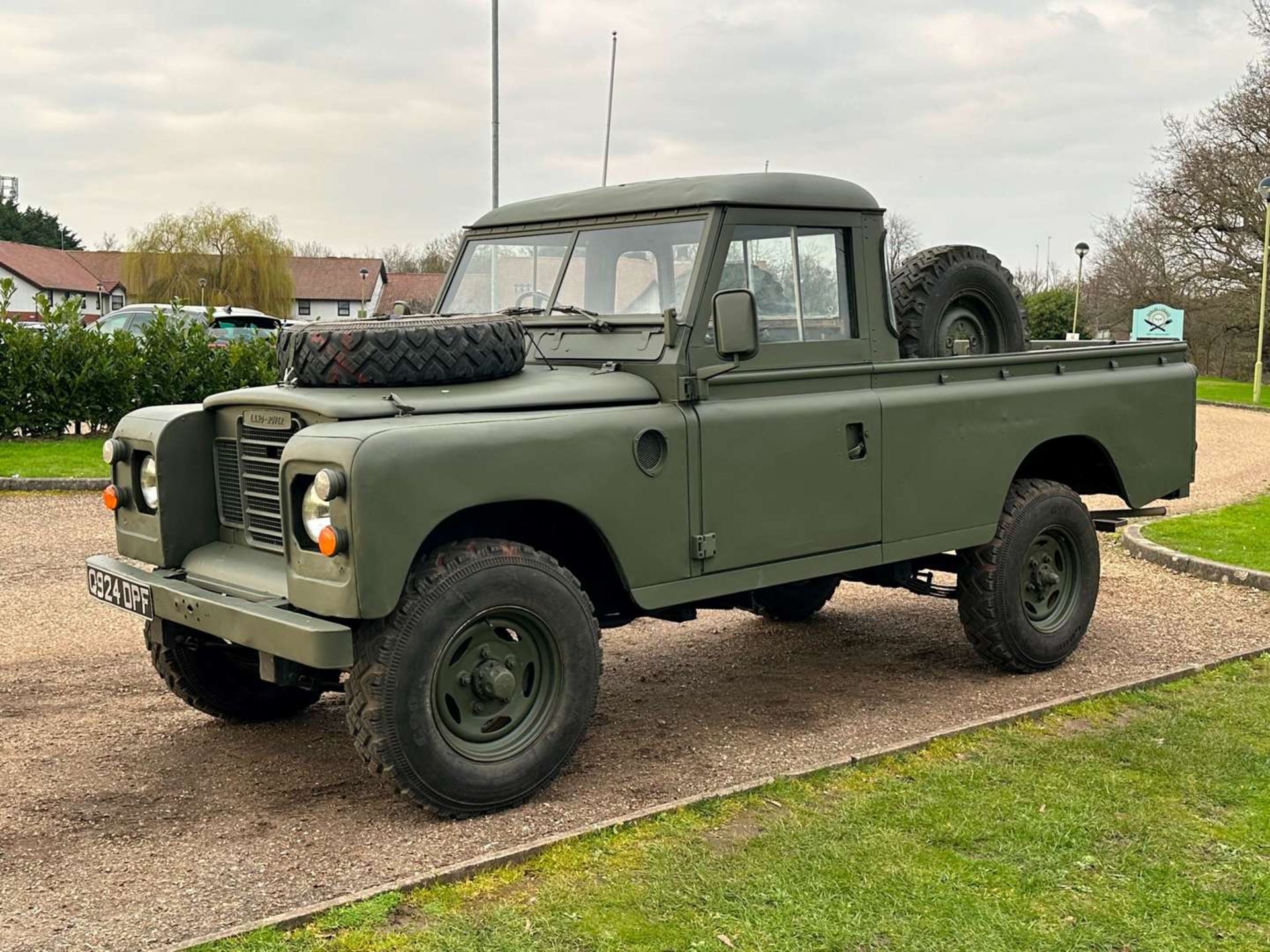 1992 LAND ROVER SERIES III PICK-UP - Image 3 of 25