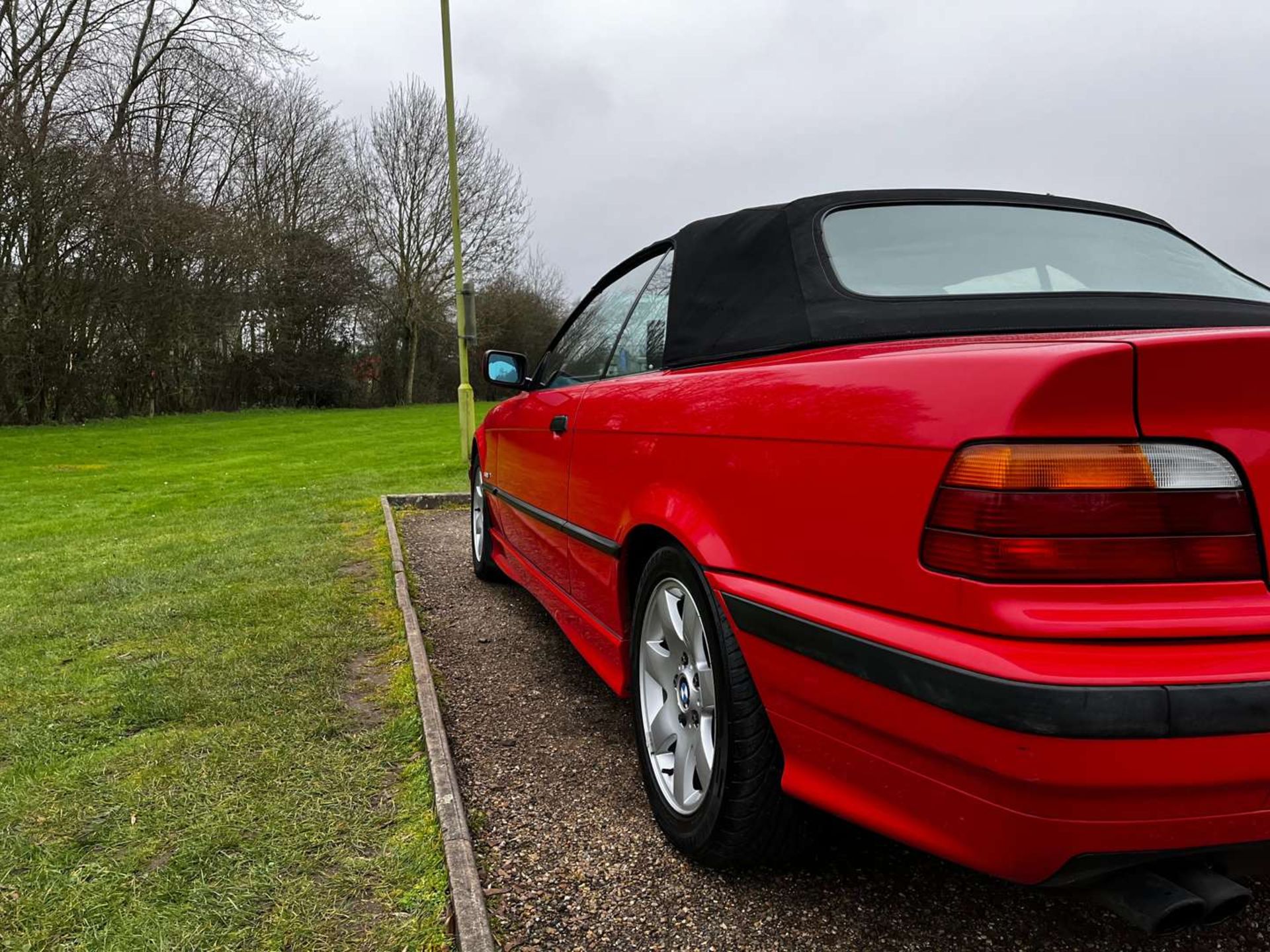 1997 BMW 323I AUTO CONVERTIBLE - Image 14 of 30