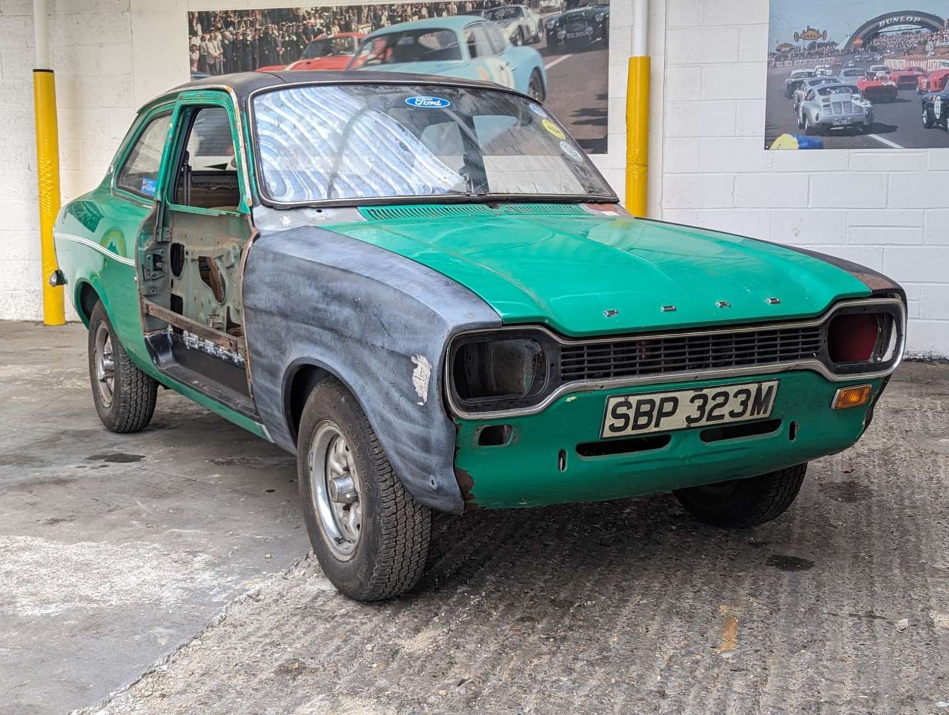 1974 FORD ESCORT 1300E MKI