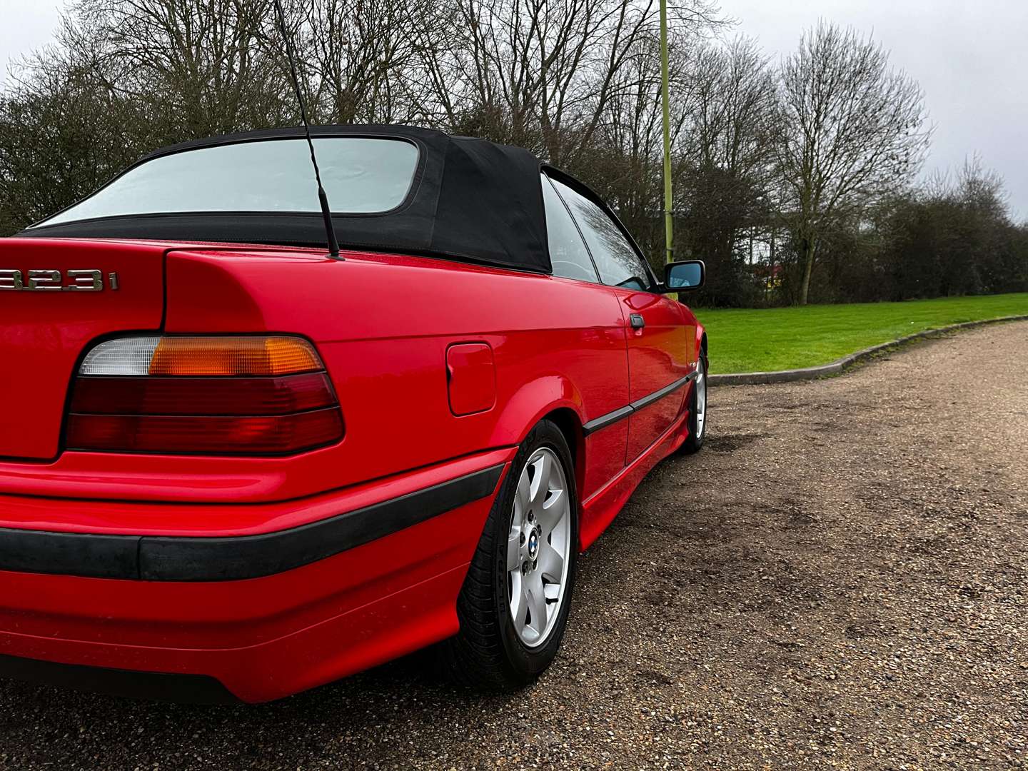 1997 BMW 323I AUTO CONVERTIBLE - Image 12 of 30