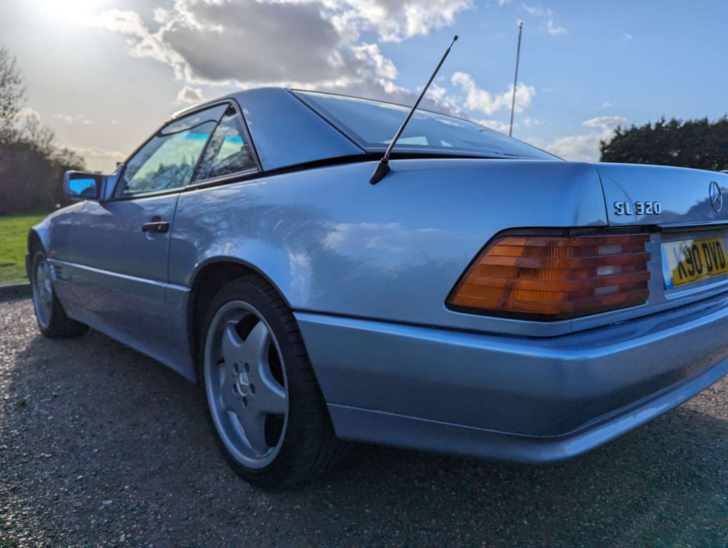 1994 MERCEDES R129 SL320 AUTO - Image 10 of 28