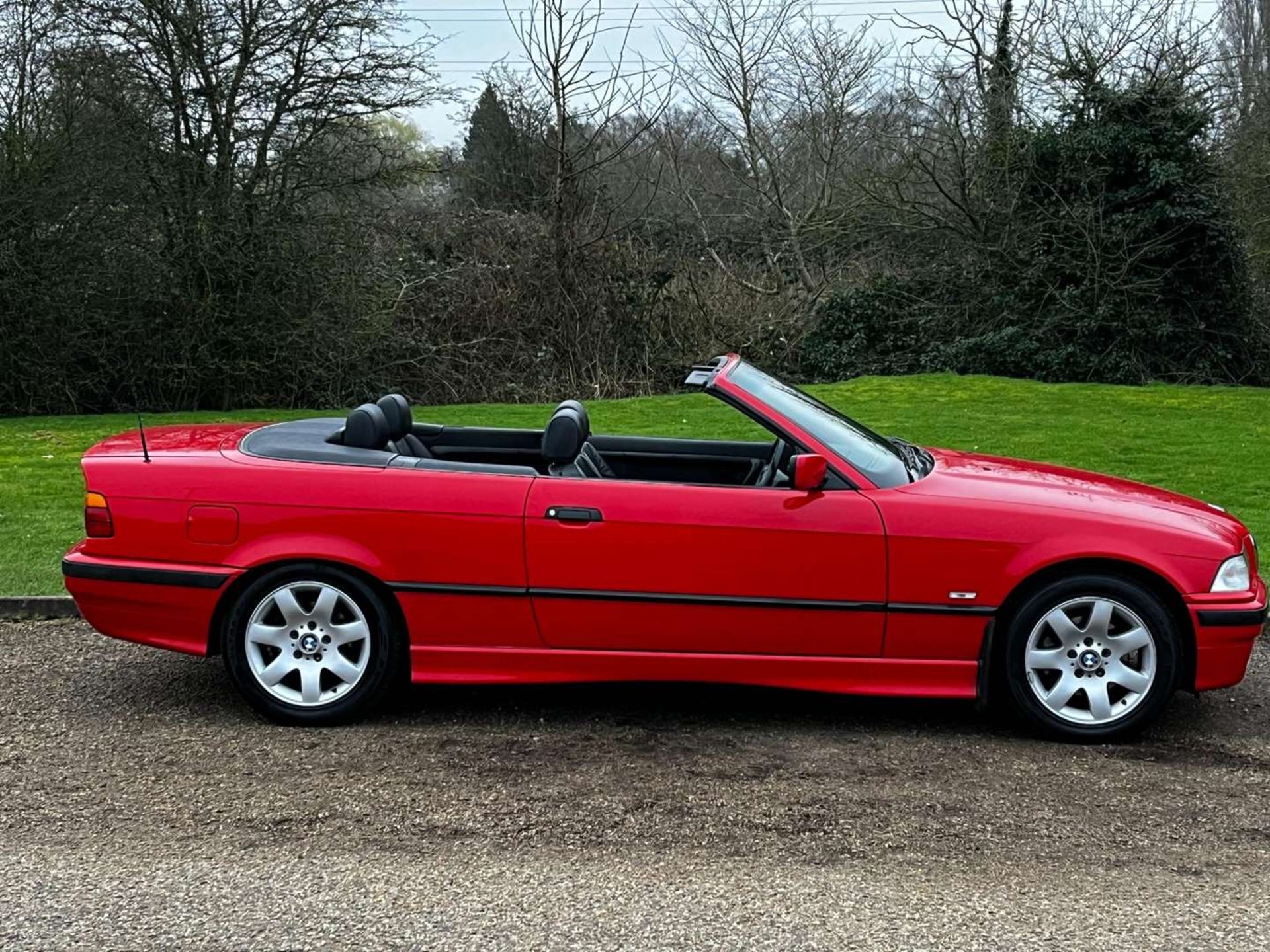 1997 BMW 323I AUTO CONVERTIBLE - Image 10 of 30