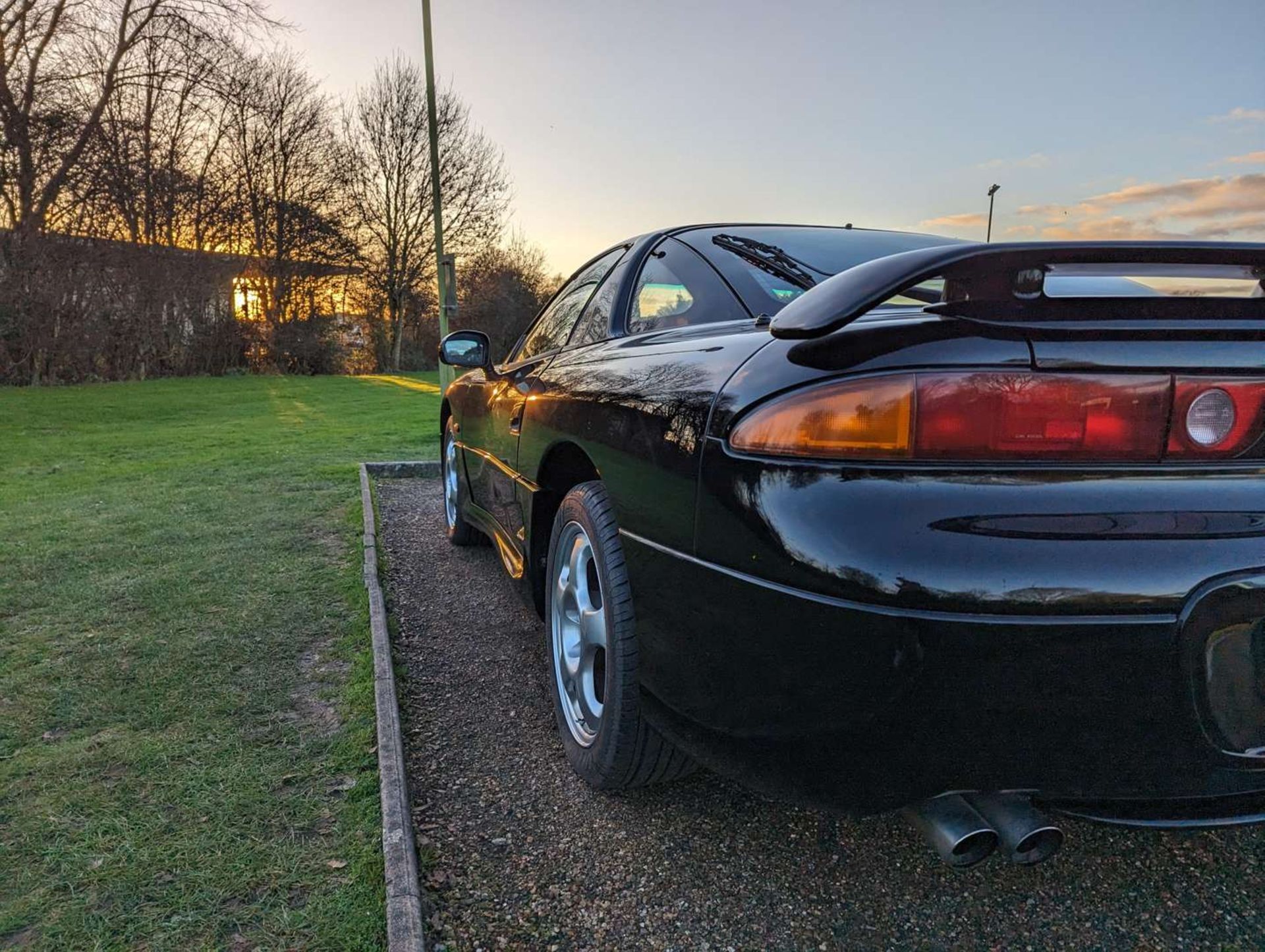 1996 MITSUBISHI 3000 GT - Image 12 of 29