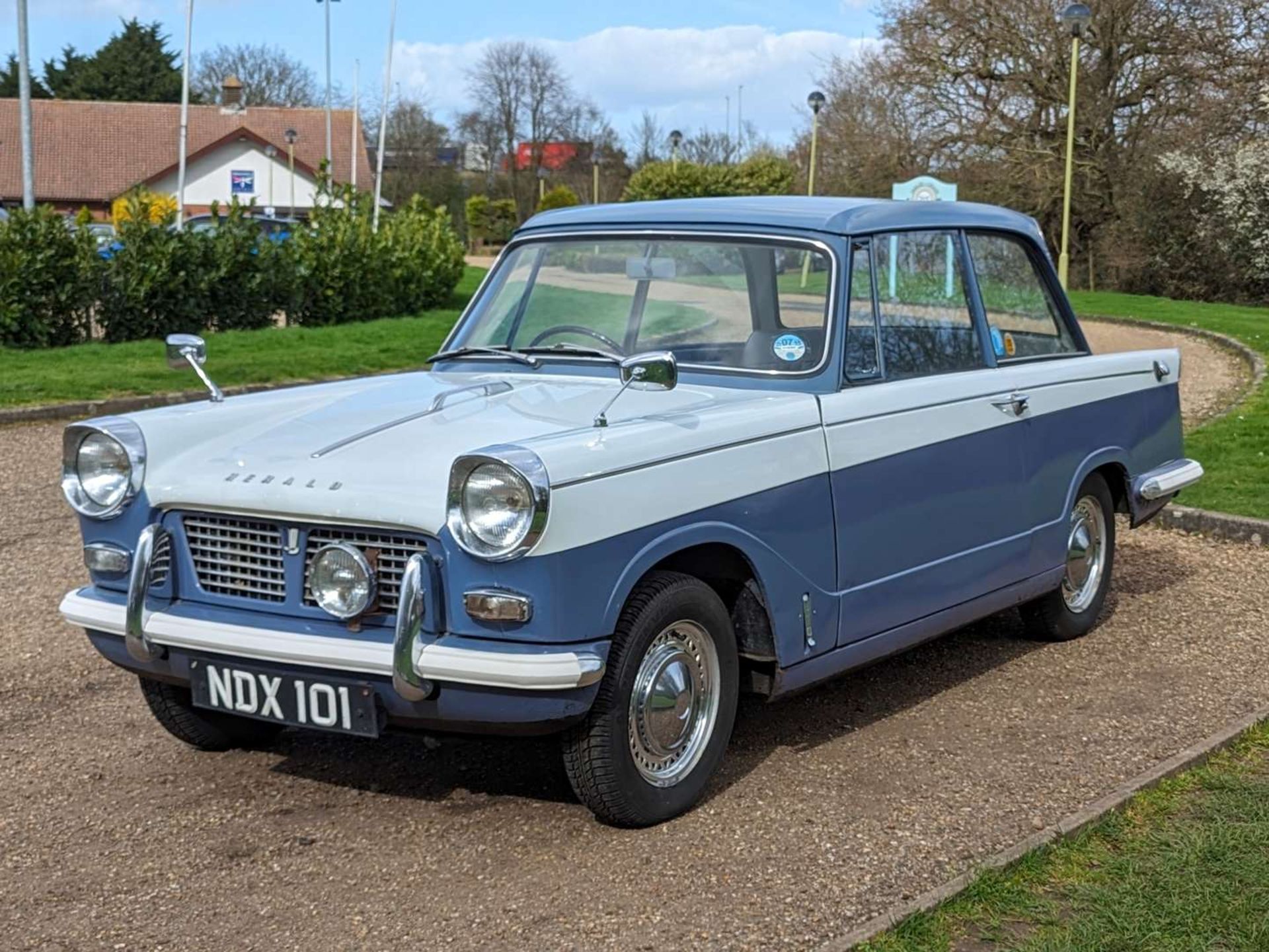 1961 TRIUMPH HERALD 1200 - Image 3 of 29