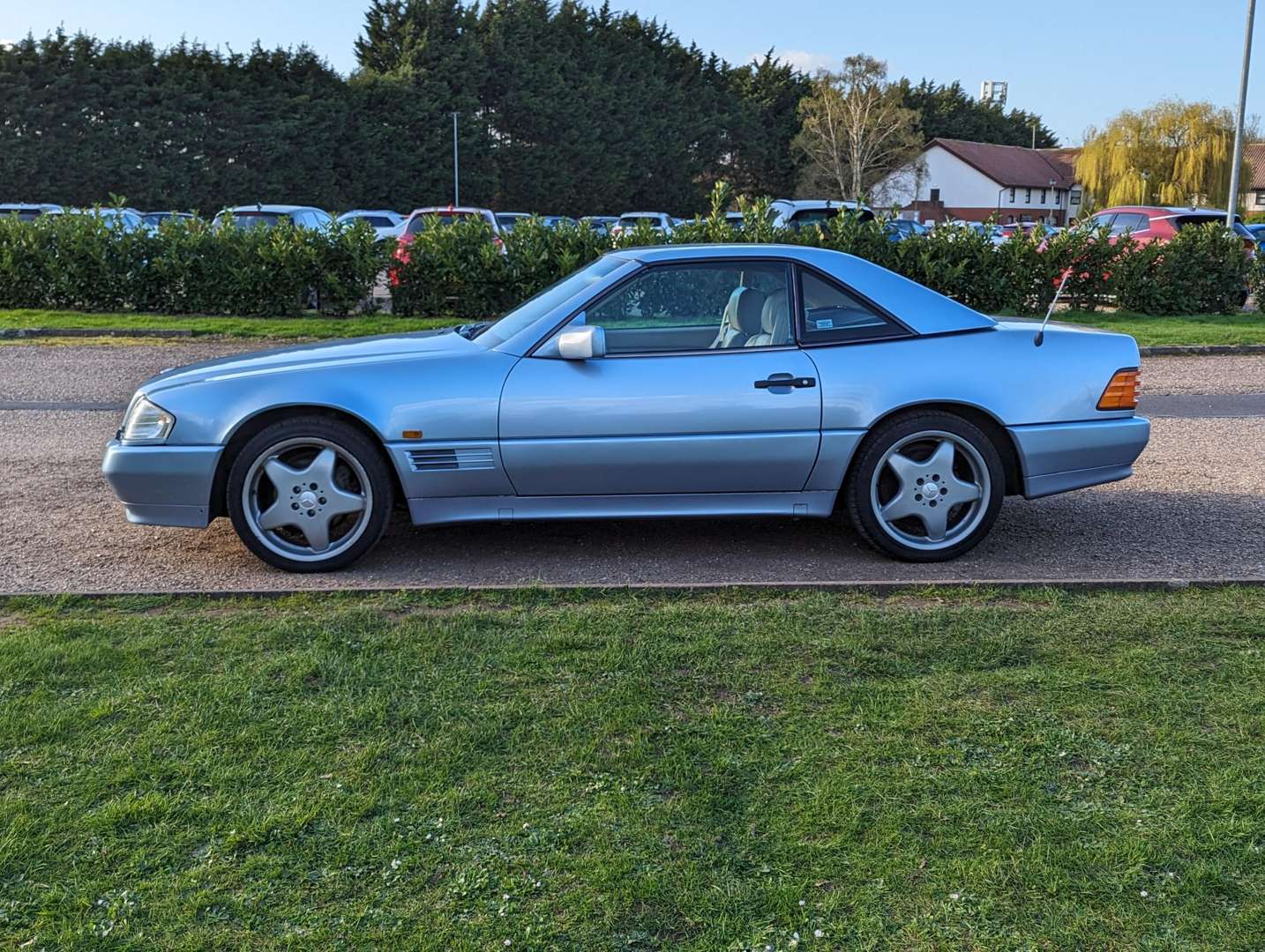 1994 MERCEDES R129 SL320 AUTO - Image 4 of 28