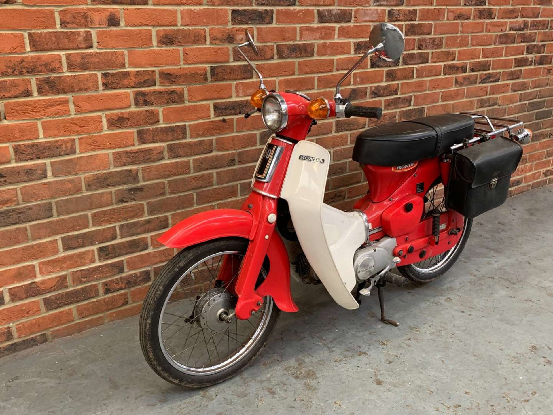 1982 HONDA C50 - Image 3 of 21