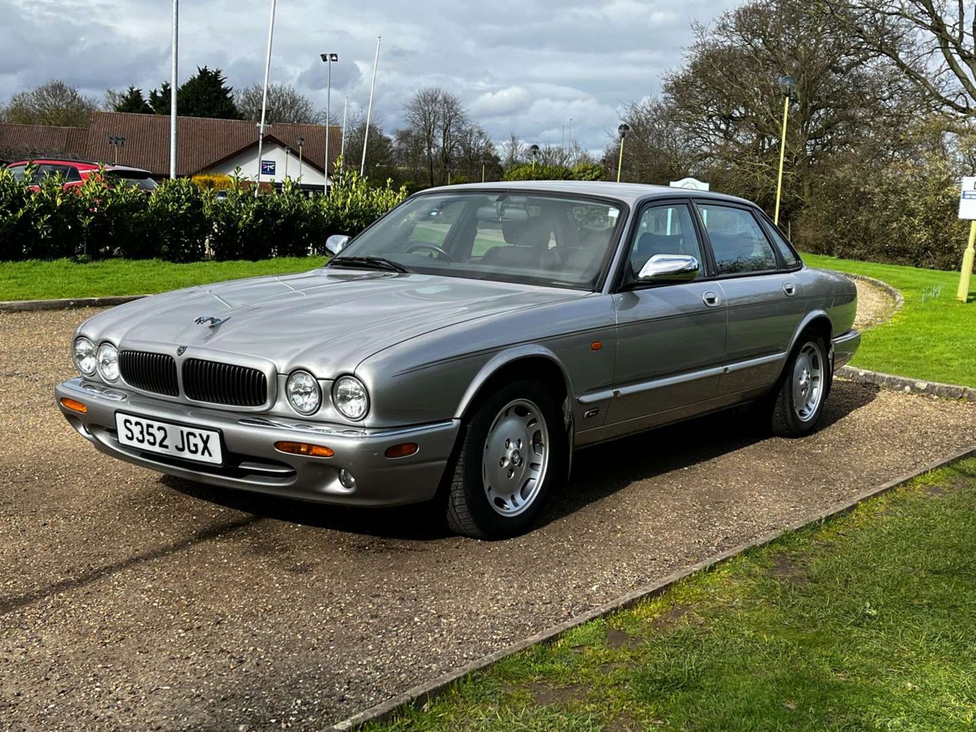 1998 JAGUAR XJ SPORT 3.2 V8 AUTO - Image 3 of 29