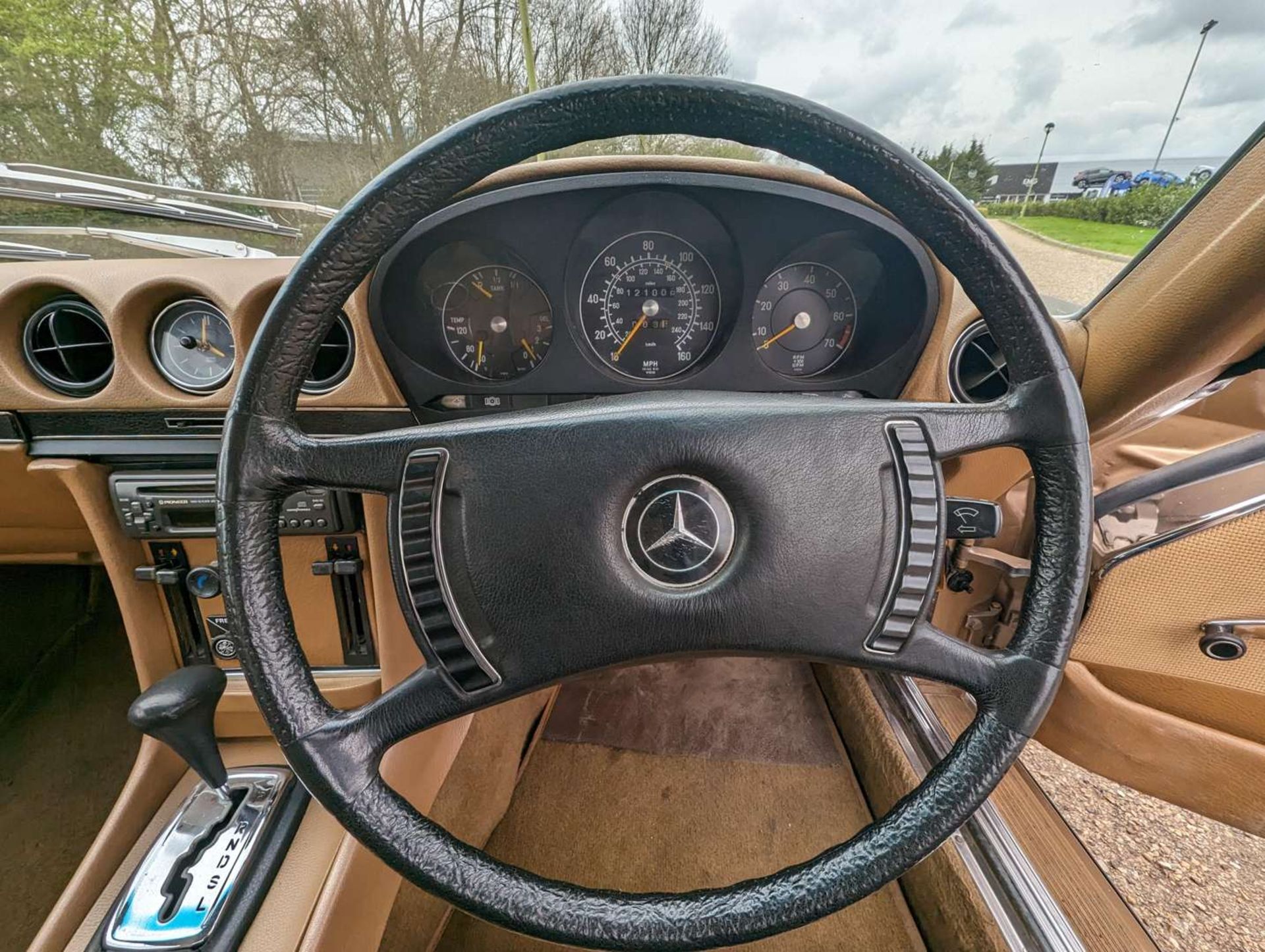 1972 MERCEDES R107 350 SL AUTO - Image 21 of 29