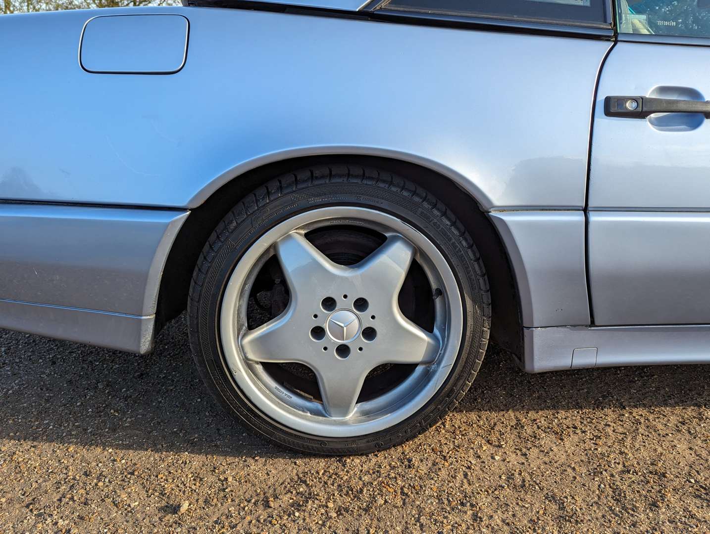 1994 MERCEDES R129 SL320 AUTO - Image 15 of 28