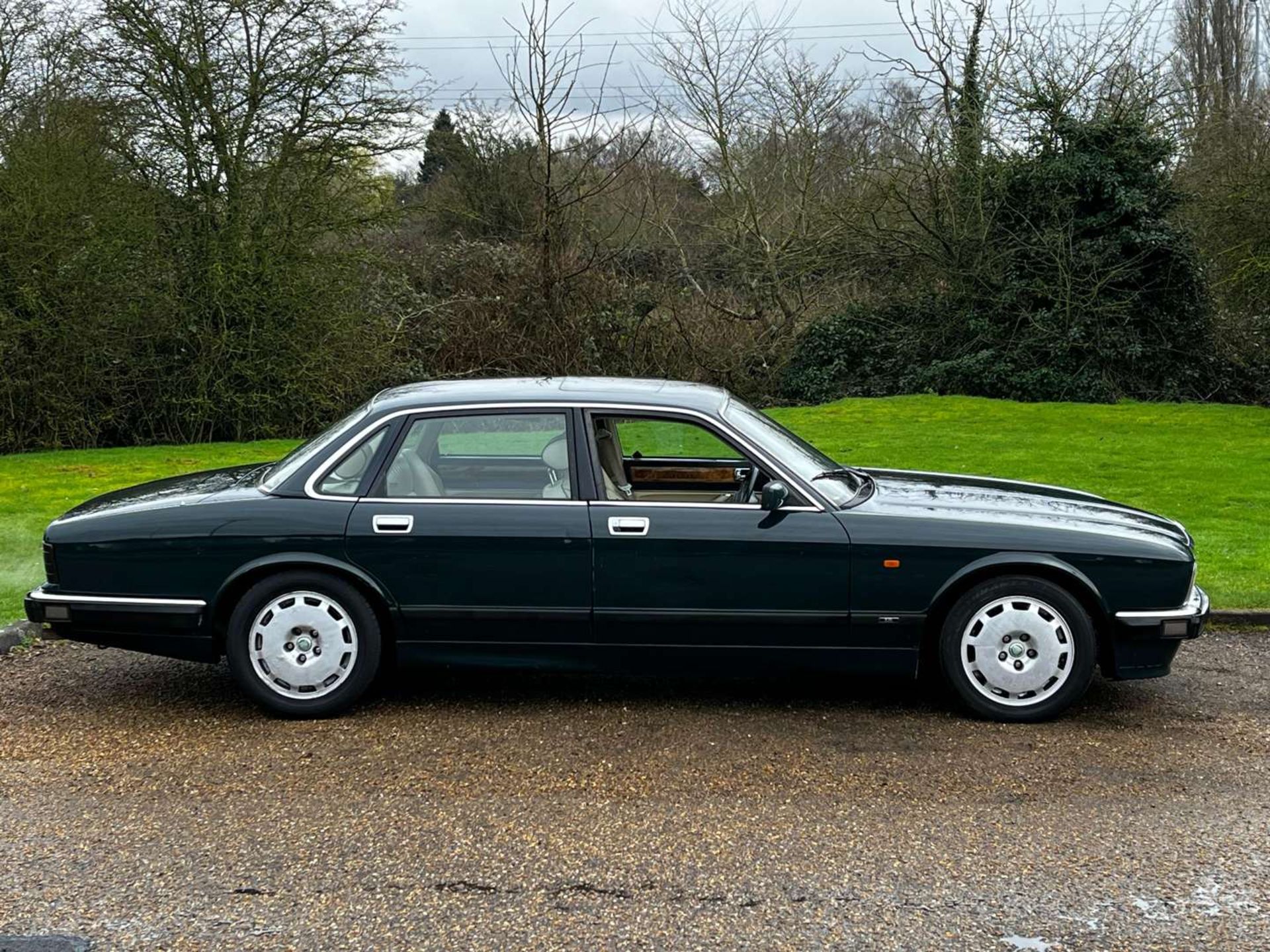 1994 JAGUAR XJR 4.0 AUTO - Image 8 of 29