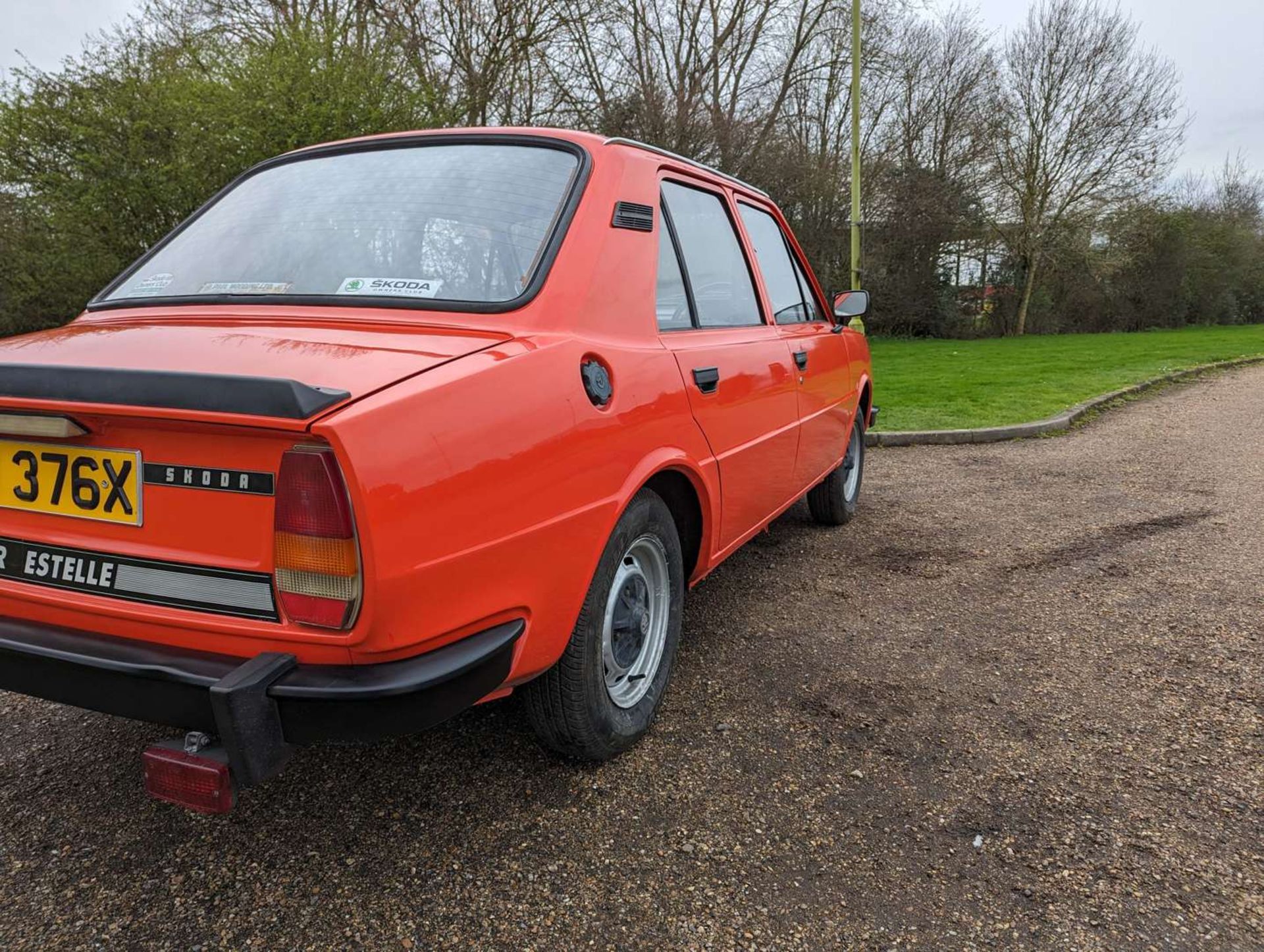 1981 SKODA SUPER ESTELLE 105S - Image 10 of 29