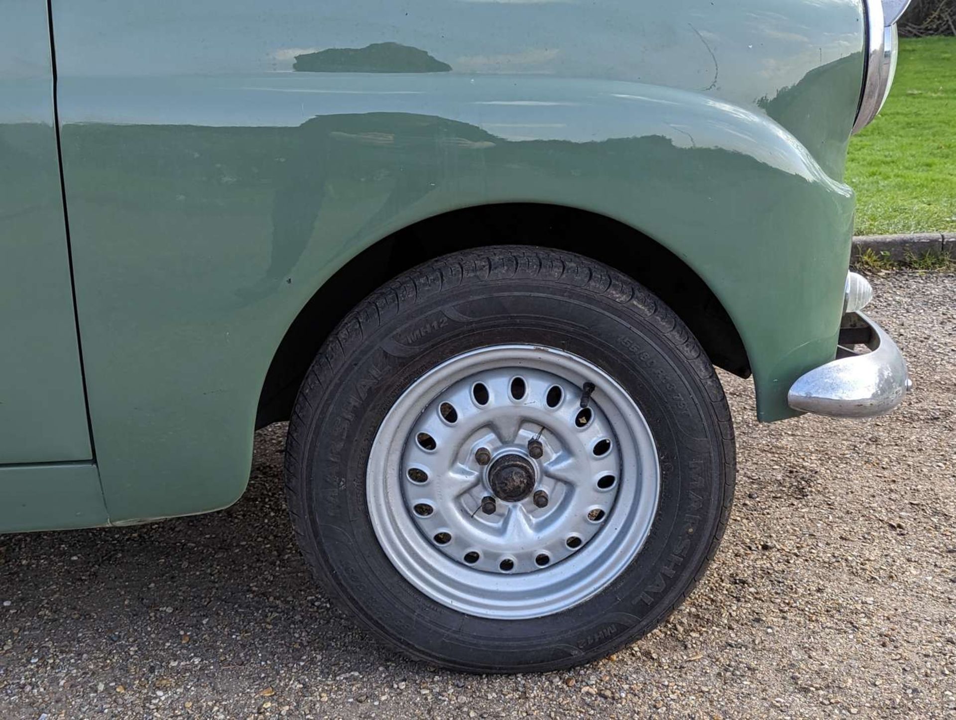 1957 STANDARD 8 SALOON - Image 14 of 29