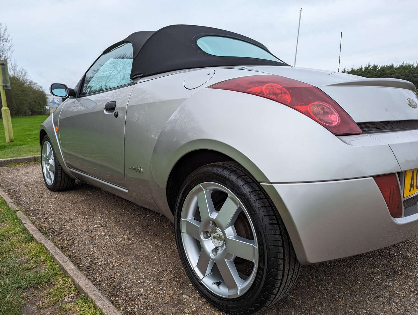 2003 FORD STREETKA LUXURY - Image 10 of 26