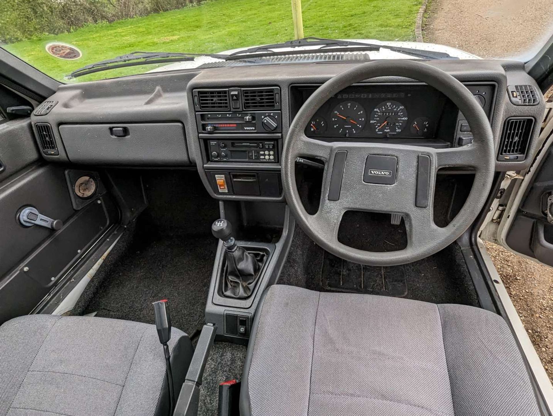 1989 VOLVO 340 - Image 20 of 29