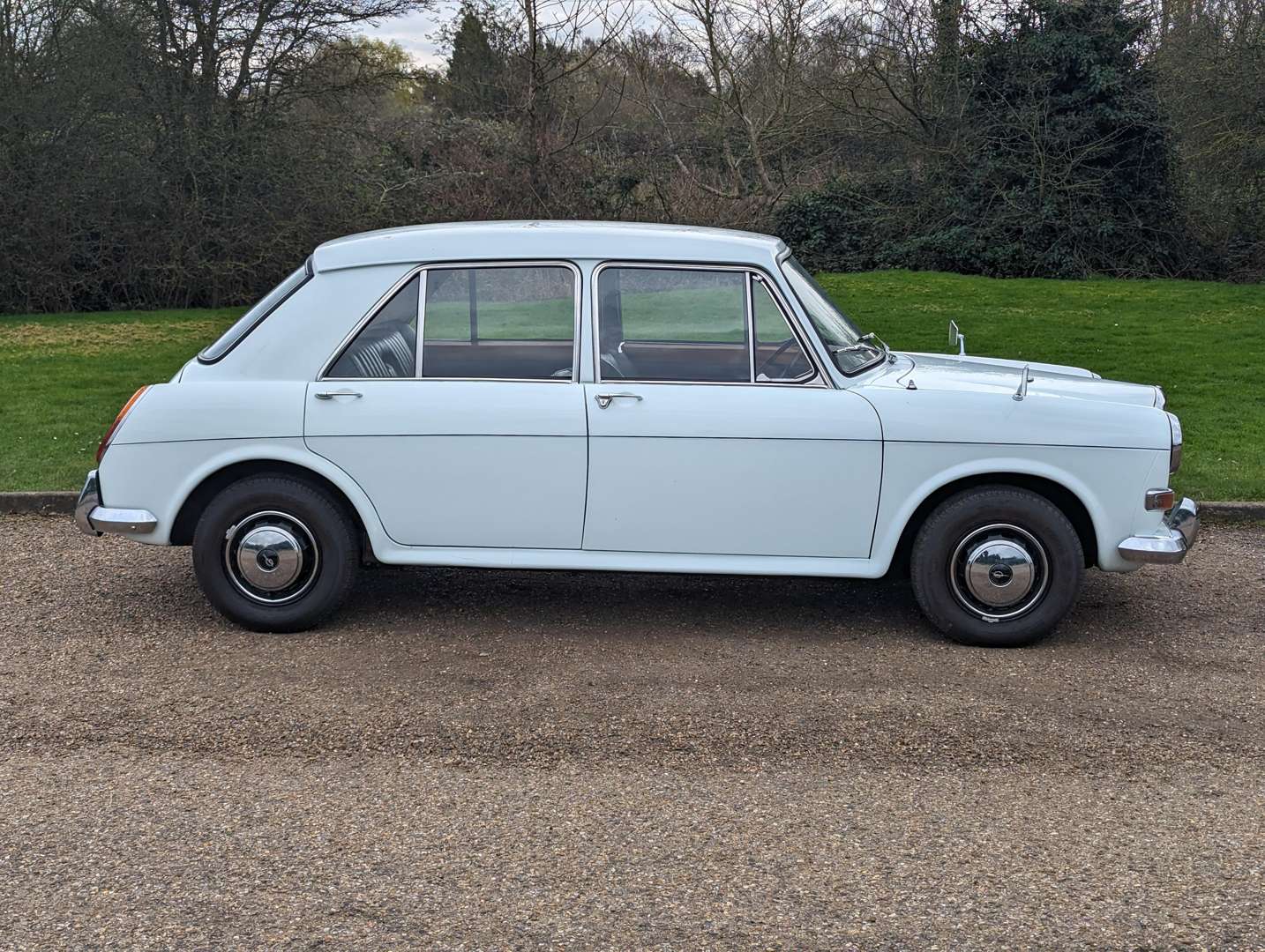 1972 VANDEN PLAS 1300 PRINCESS - Image 8 of 29