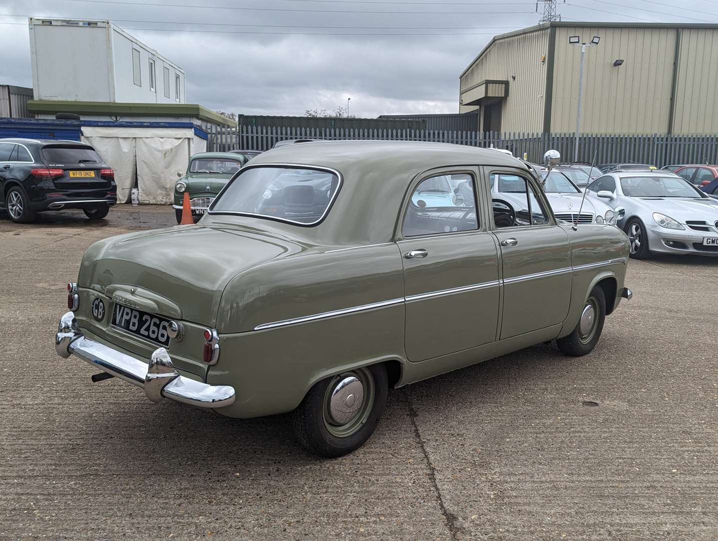 1954 FORD CONSUL SALOON - Image 7 of 29