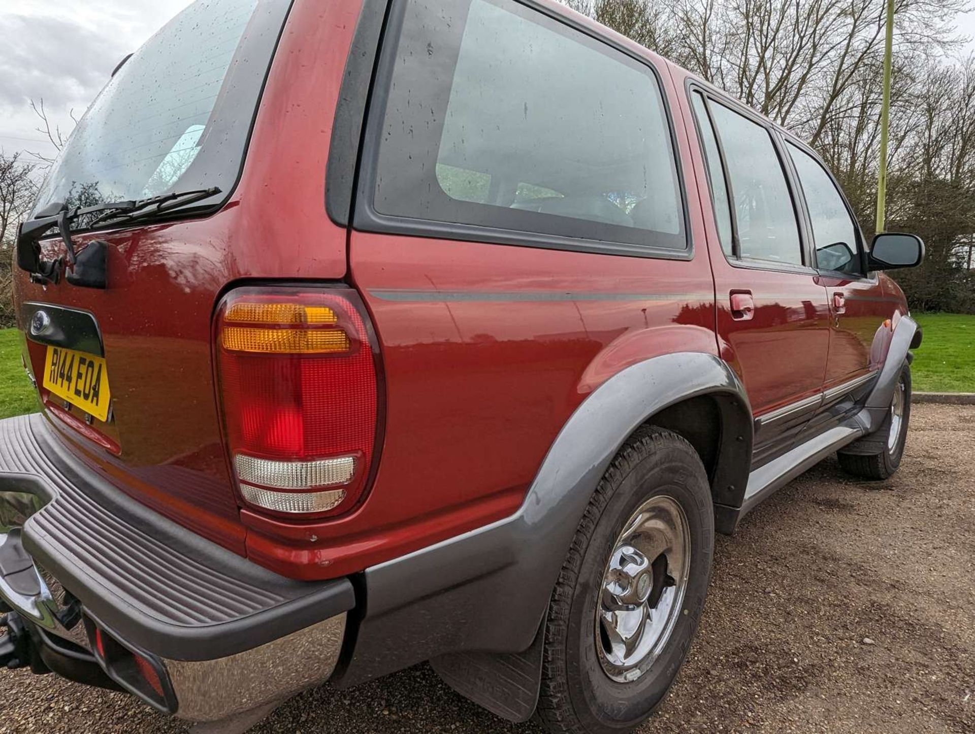 1998 FORD EXPLORER 4.0 V6 AUTO ONE OWNER - Image 10 of 29