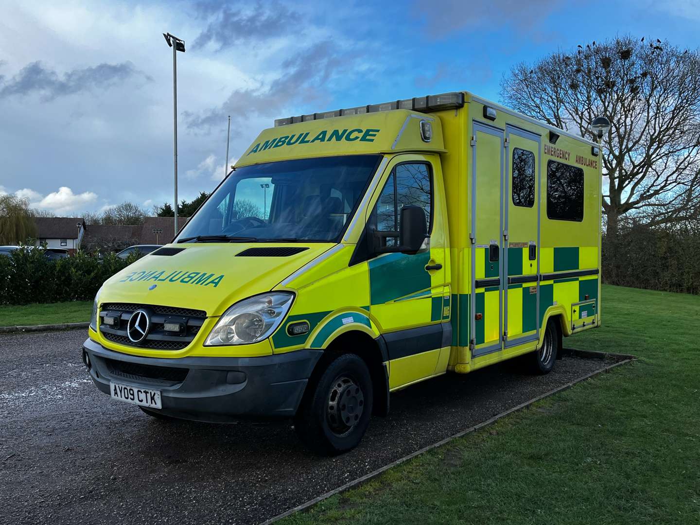 2009 MERCEDES SPRINTER AMBULANCE - Image 3 of 29